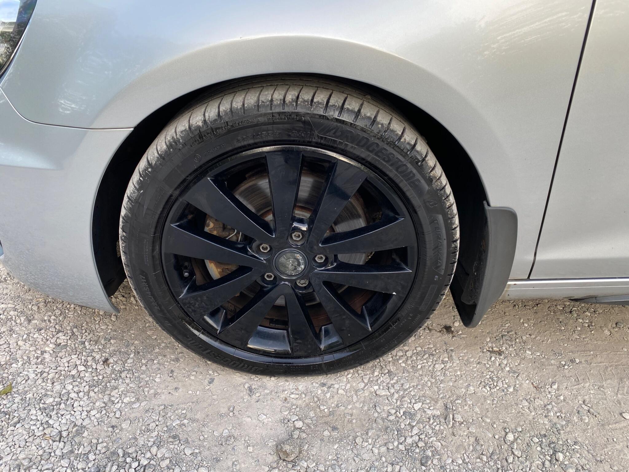 Volkswagen Golf view 33