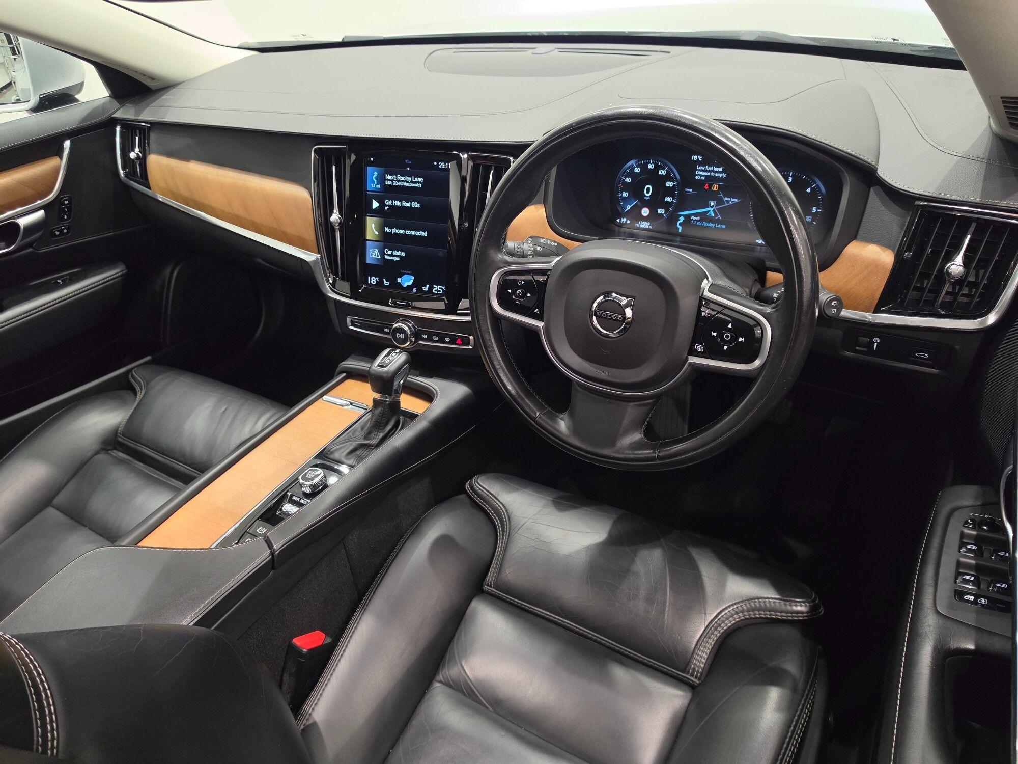 Volvo V90 view 32