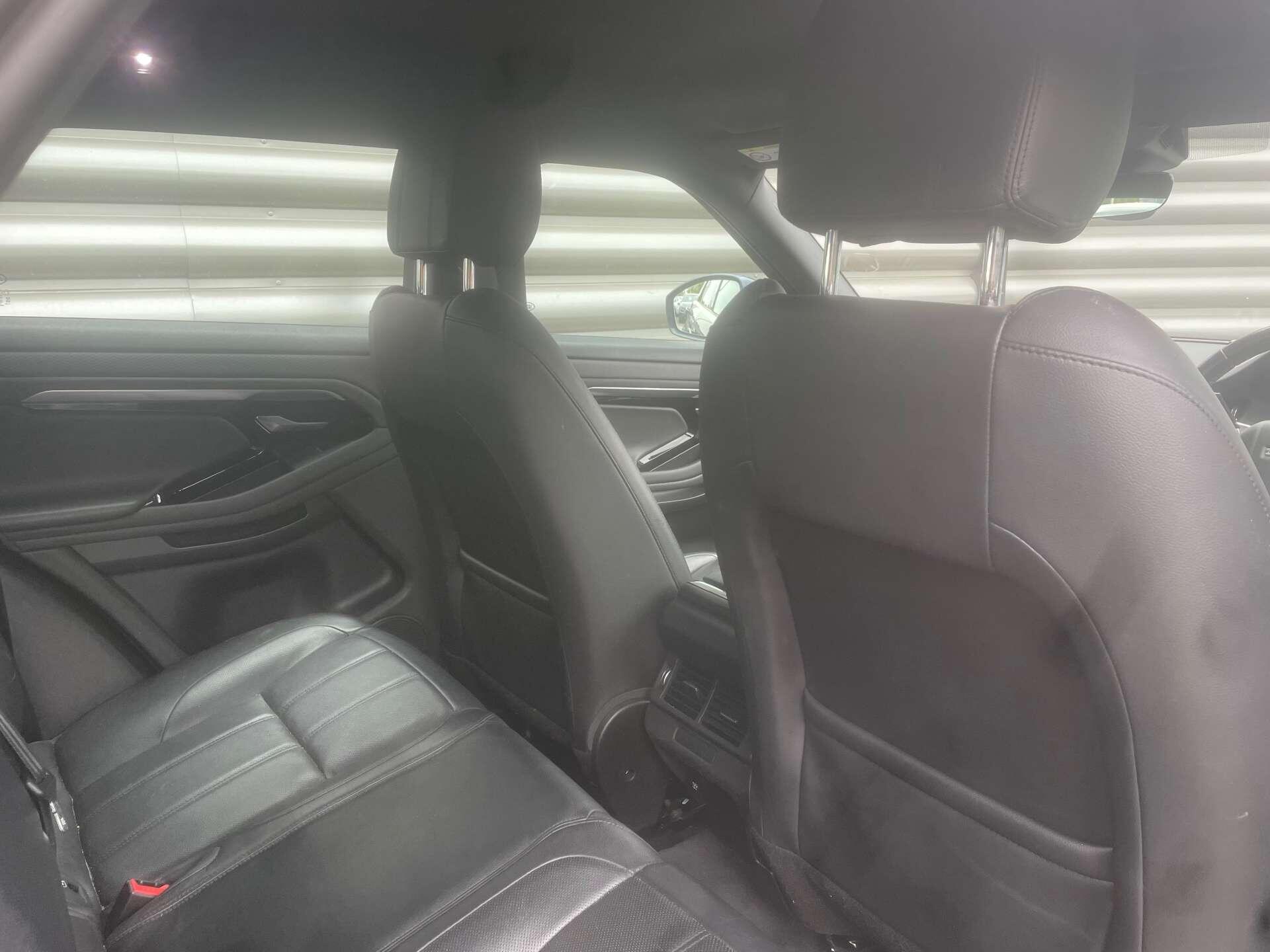 Land Rover Range Rover Evoque view 23