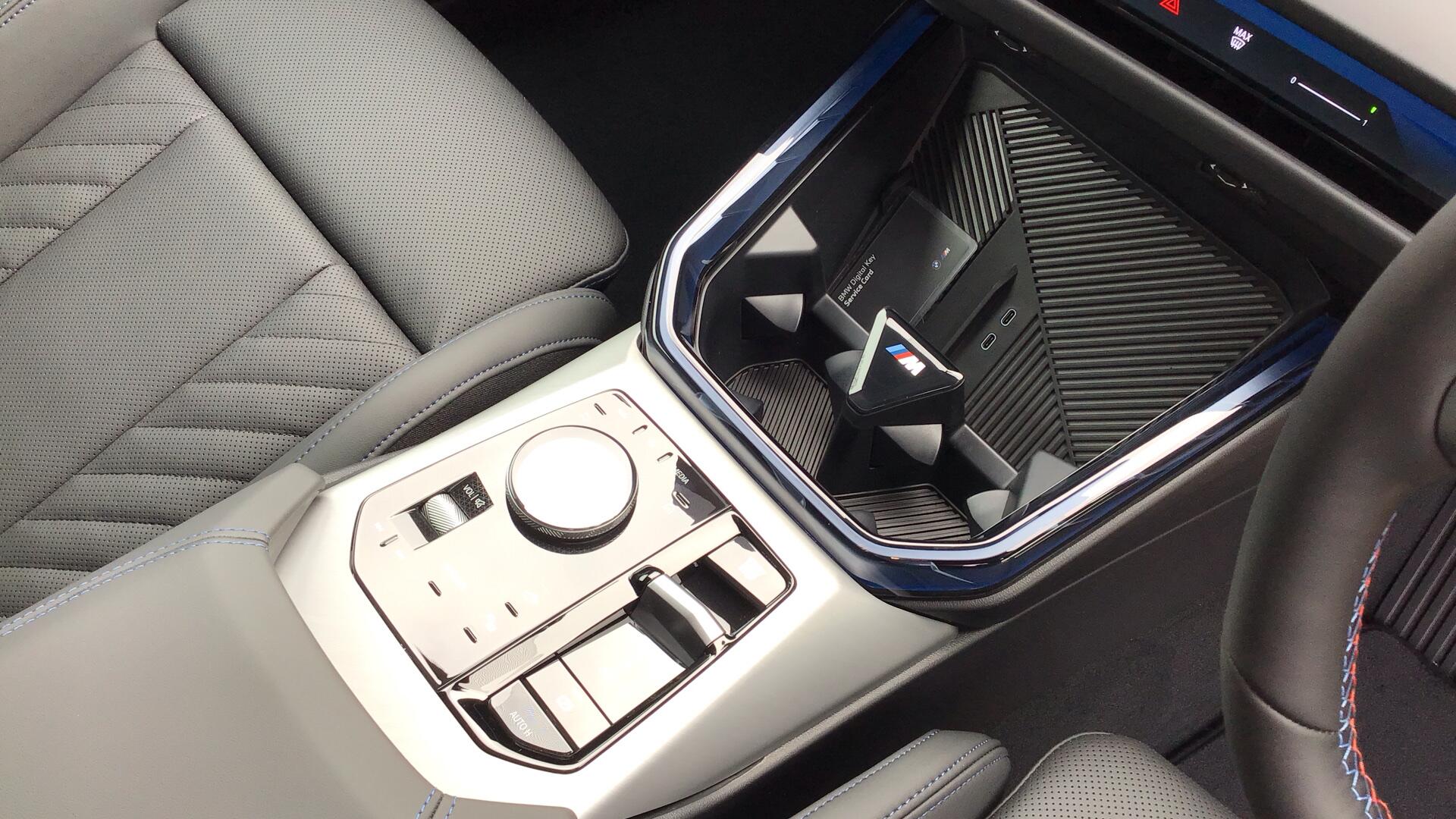 BMW X3 view 10