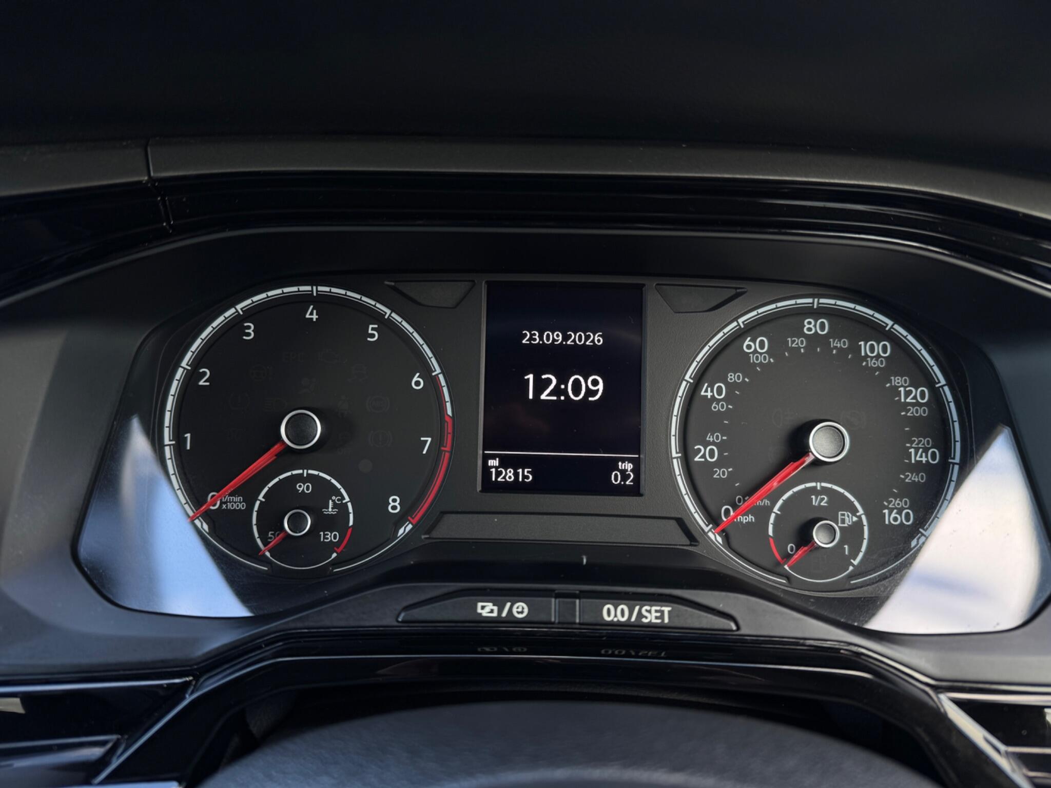 Volkswagen Polo view 27