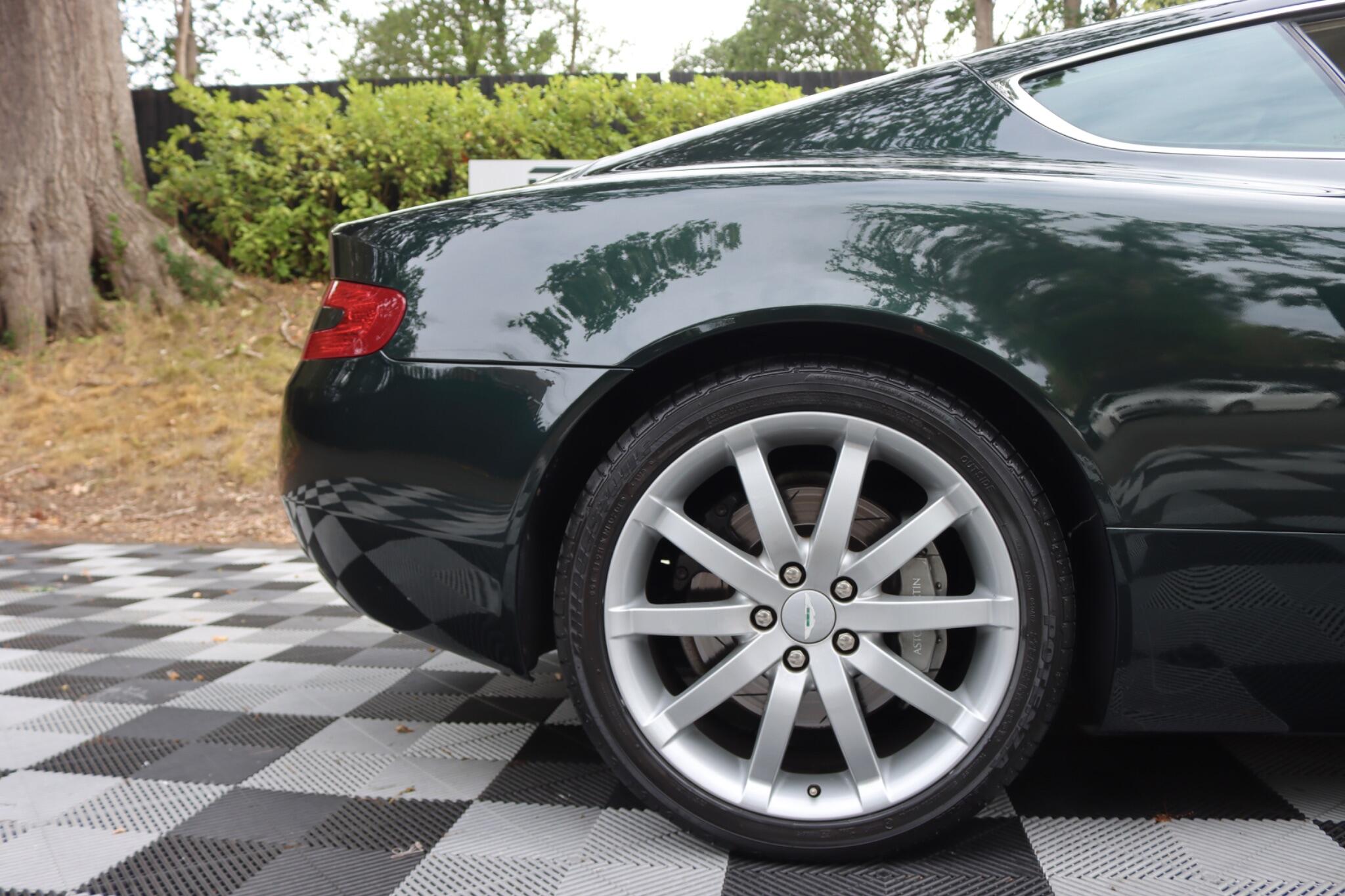 Aston Martin DB9 view 60