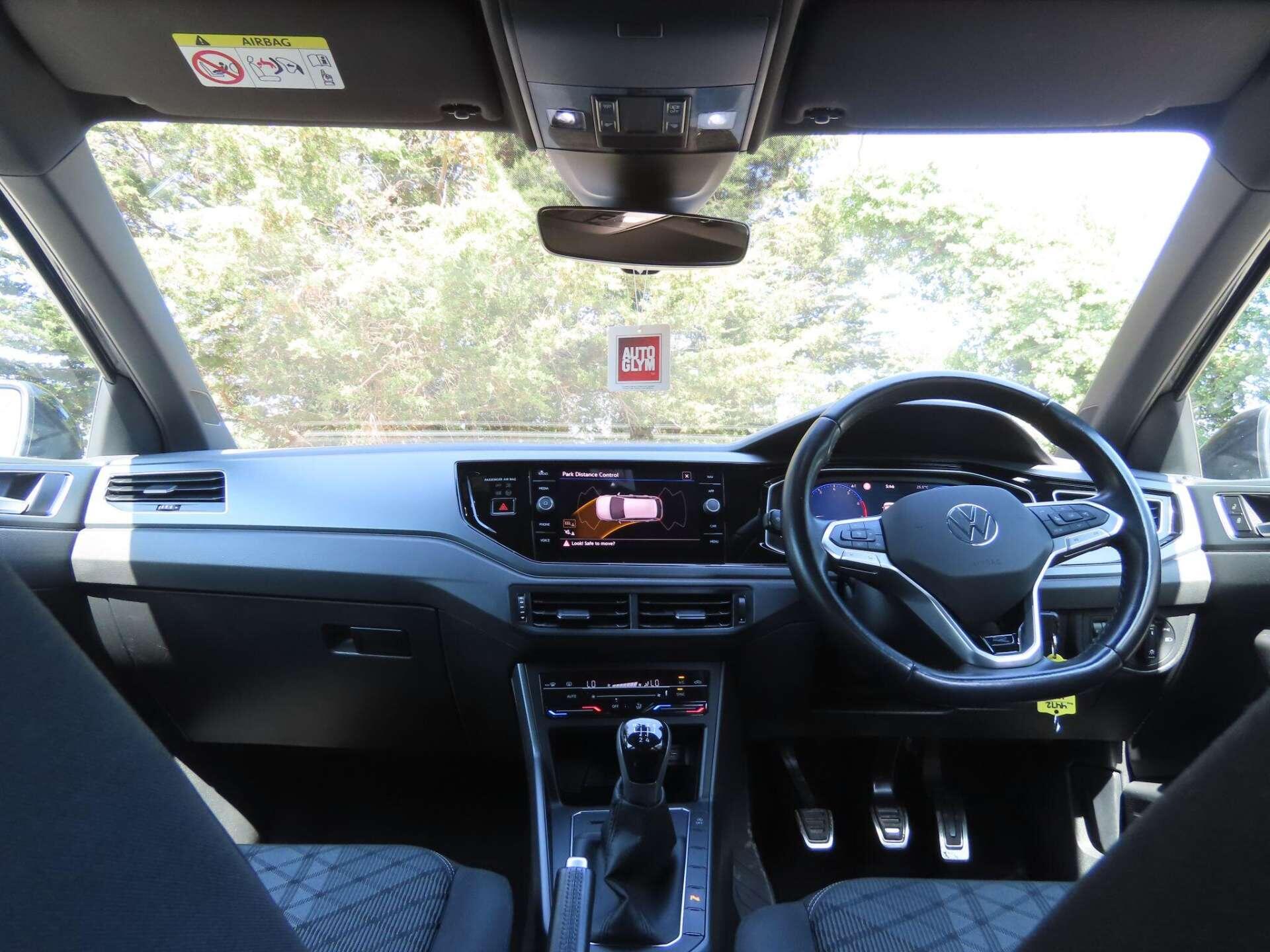 Volkswagen Polo view 7