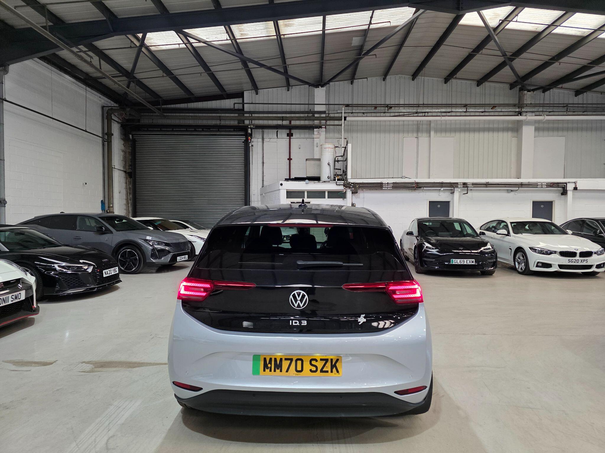 Volkswagen Id.3 view 4