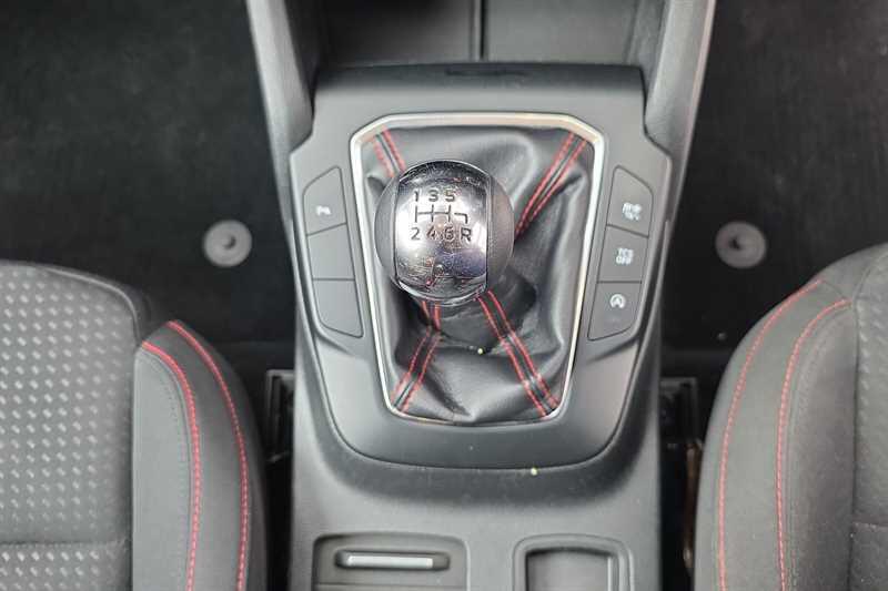 Ford Focus view 34
