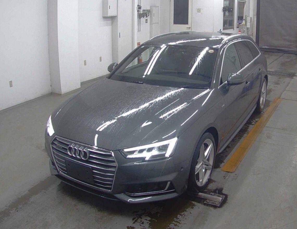 Audi A4 view 2