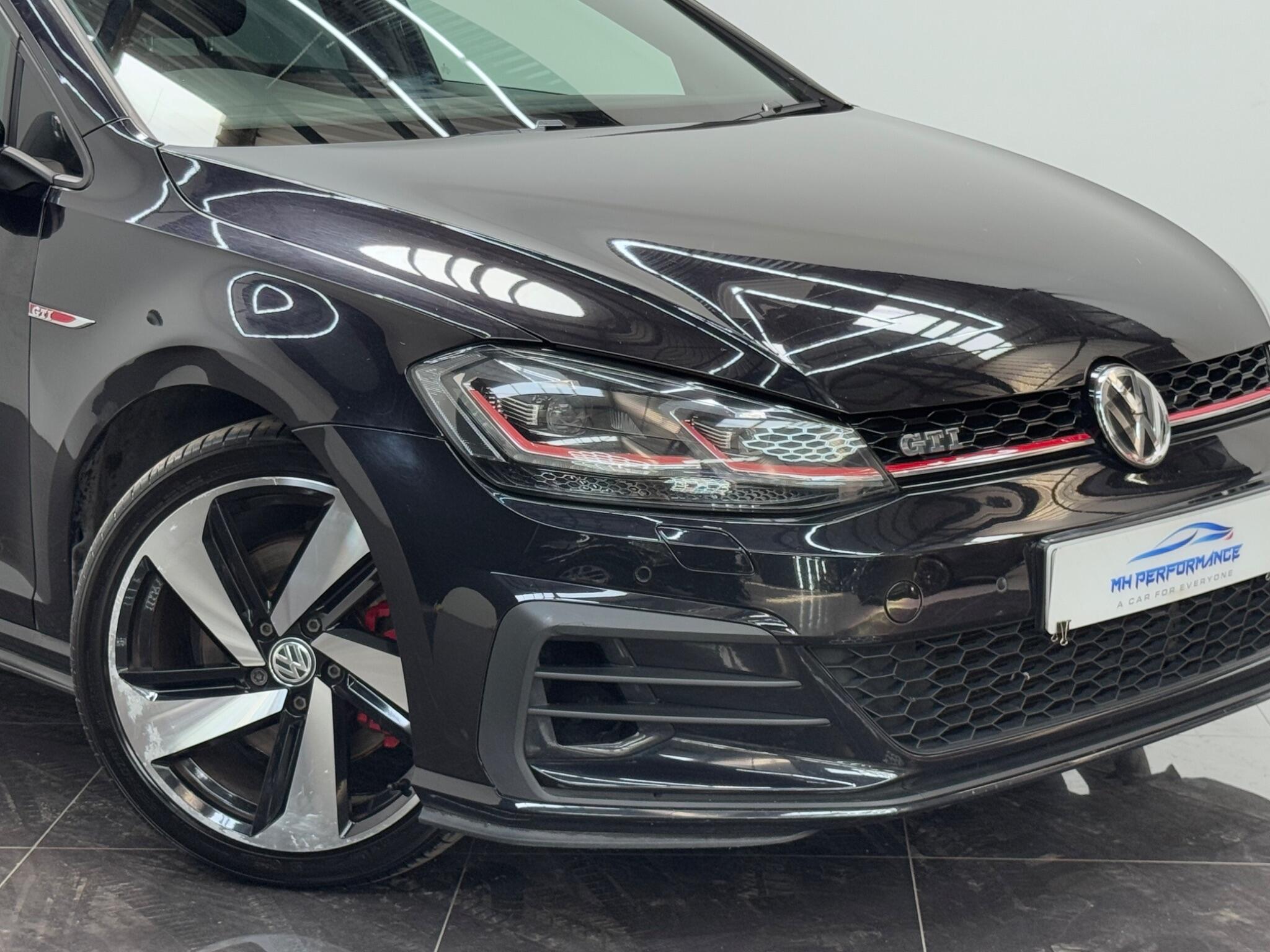 Volkswagen Golf view 10