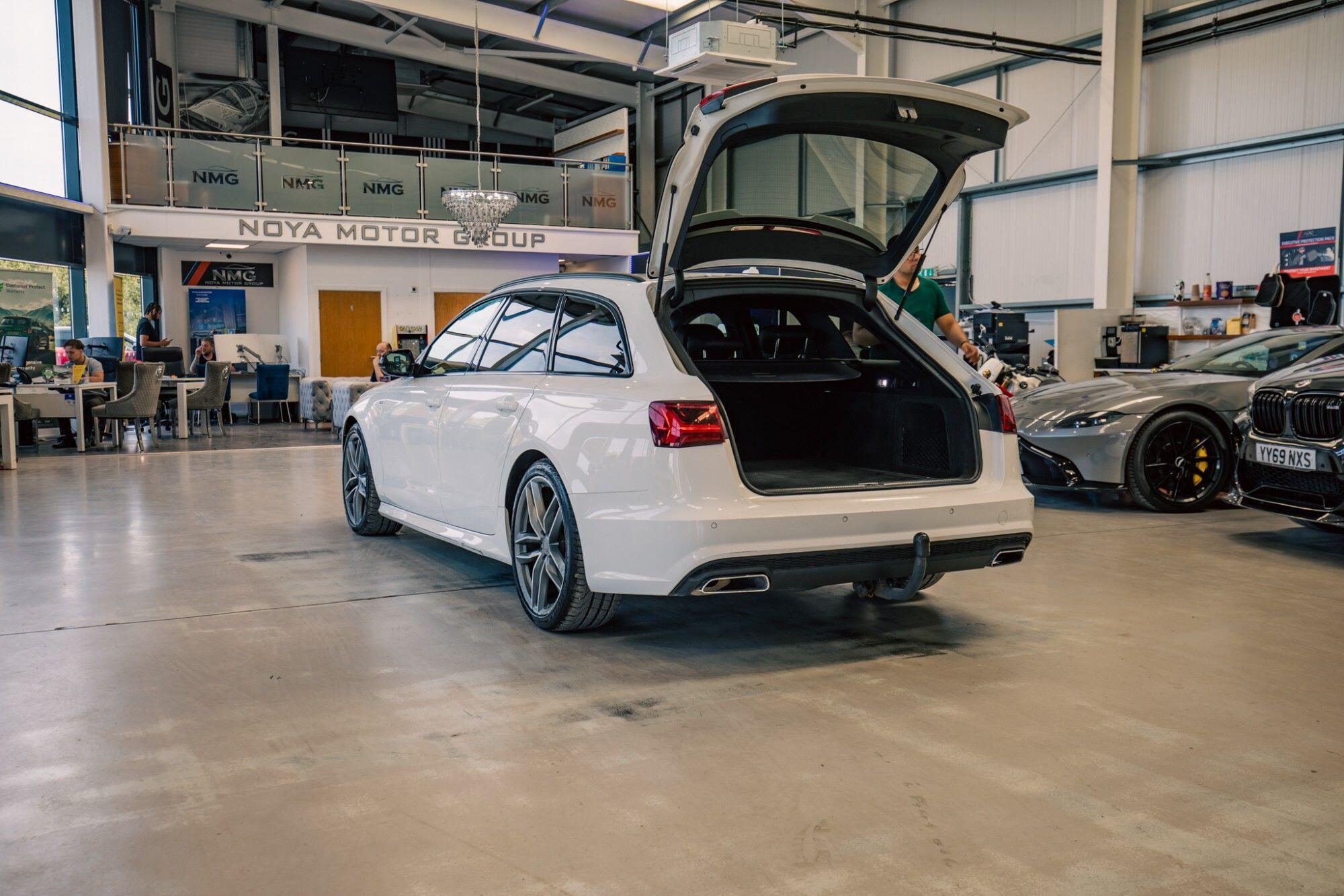 Audi A6 view 33