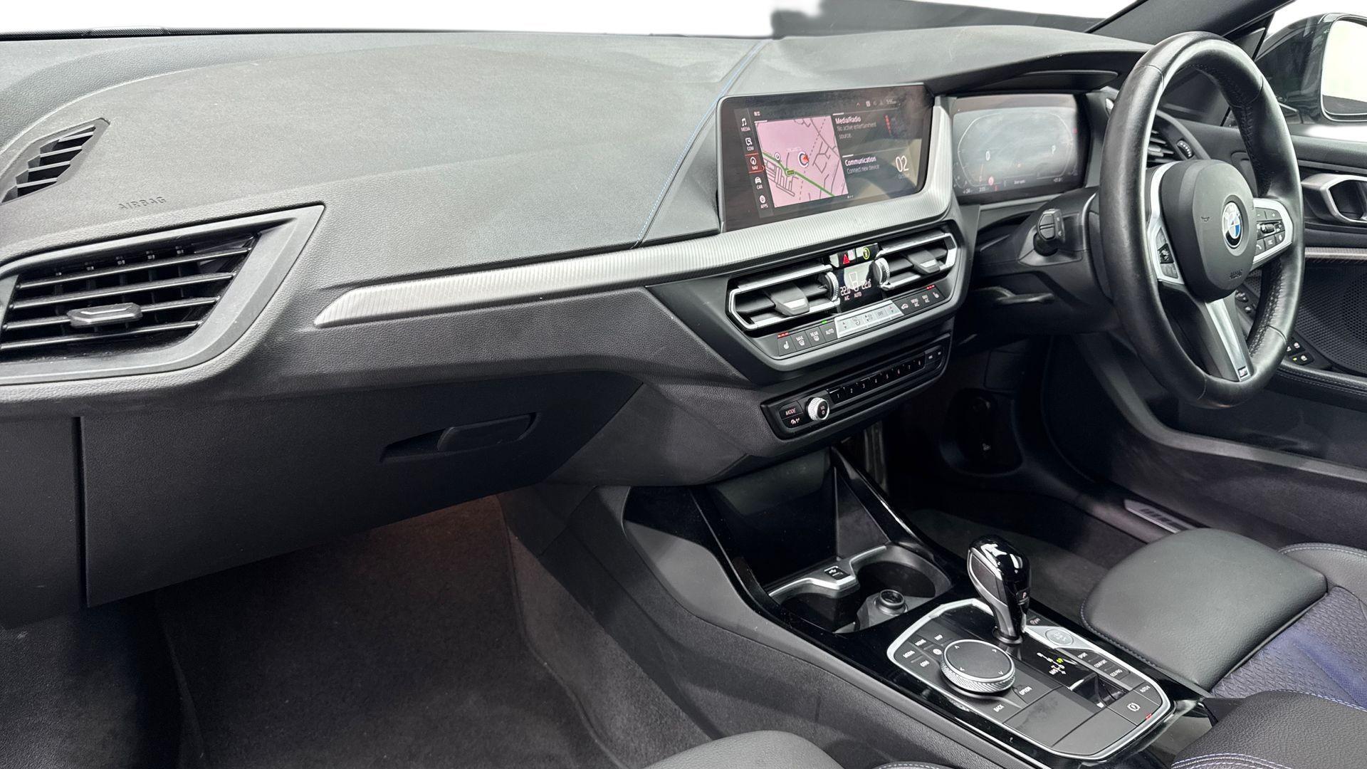 BMW 2 Series view 7