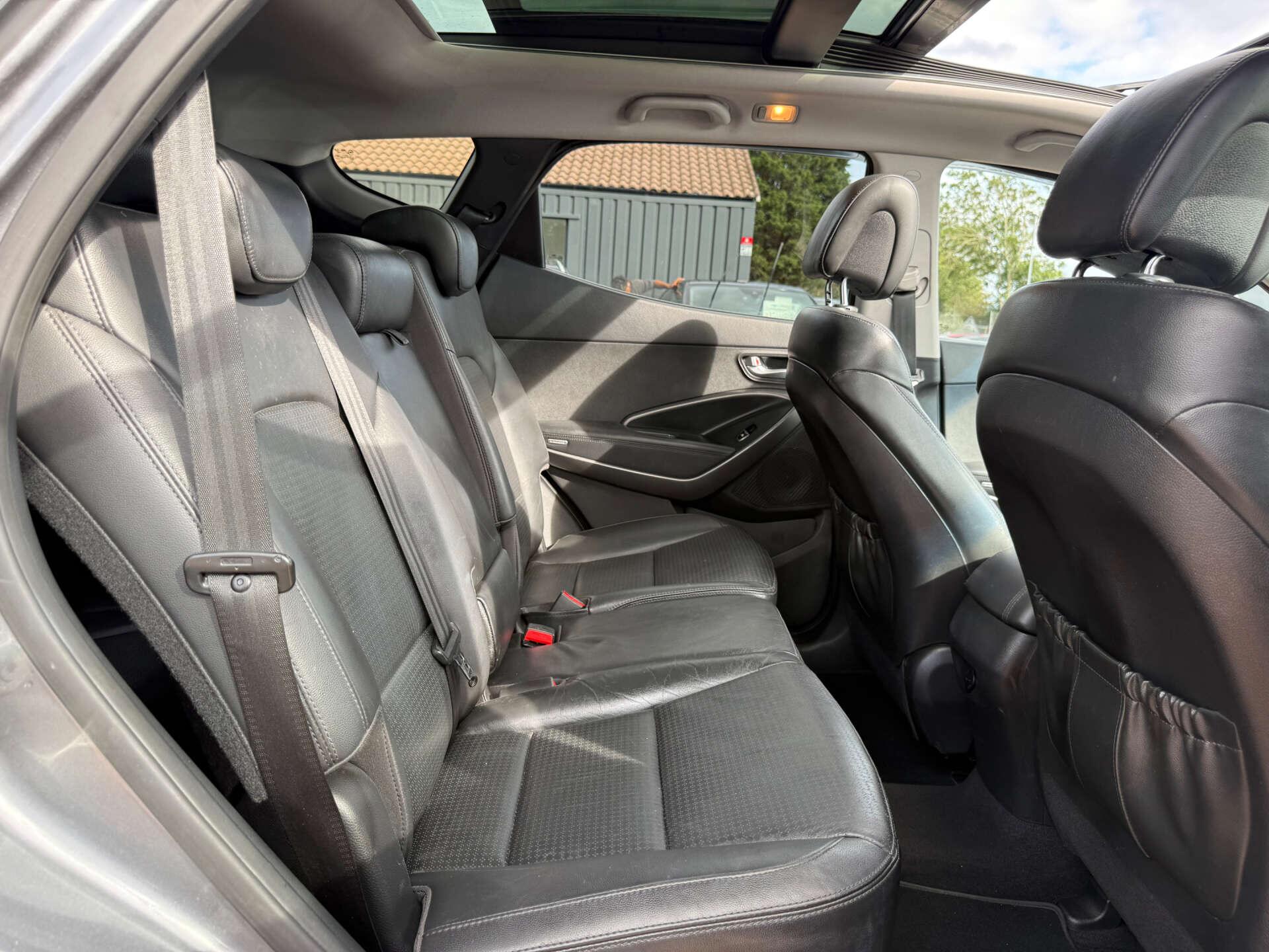 Hyundai Santa FE view 65