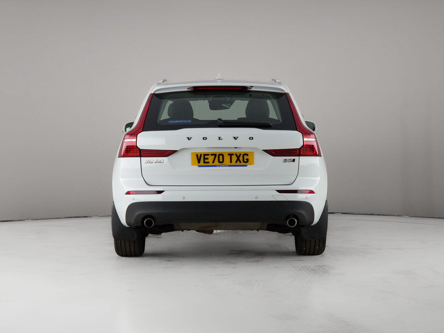 Volvo XC60 view 7