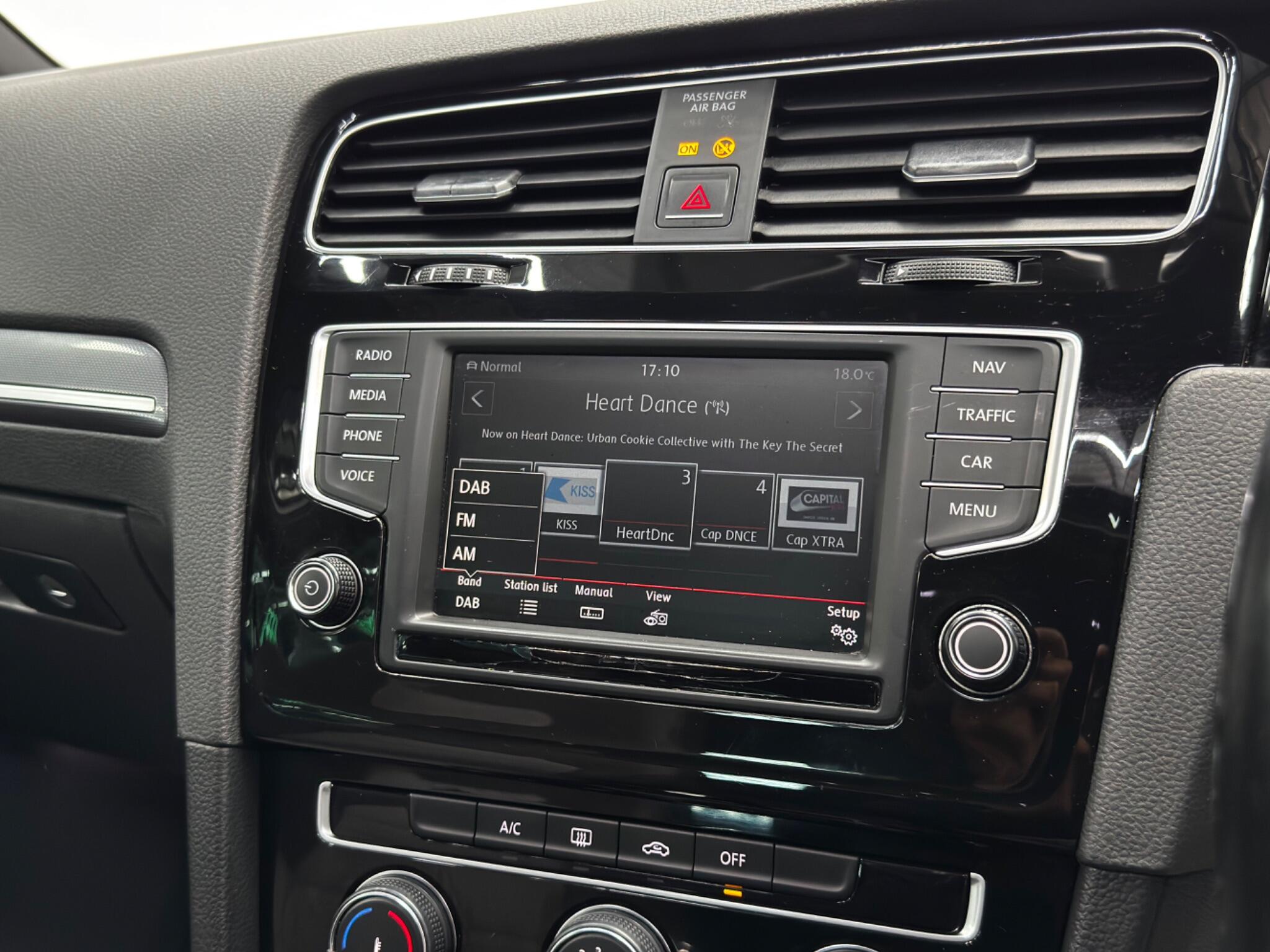 Volkswagen Golf view 15