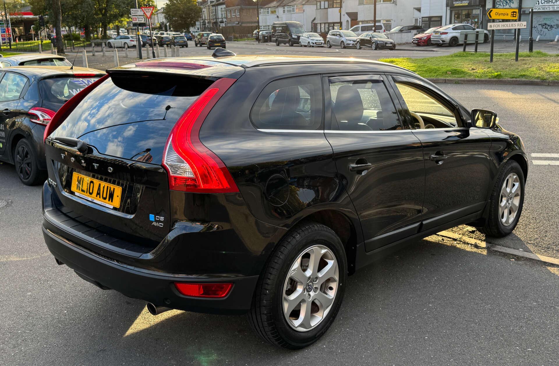 Volvo XC60 view 8