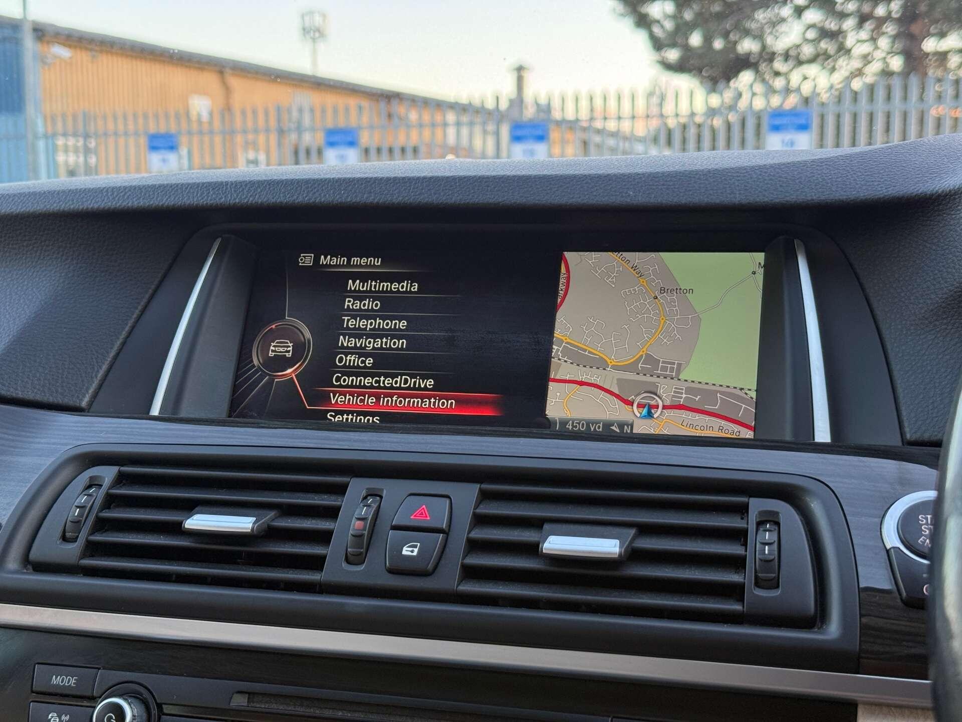 BMW 5 Series view 63