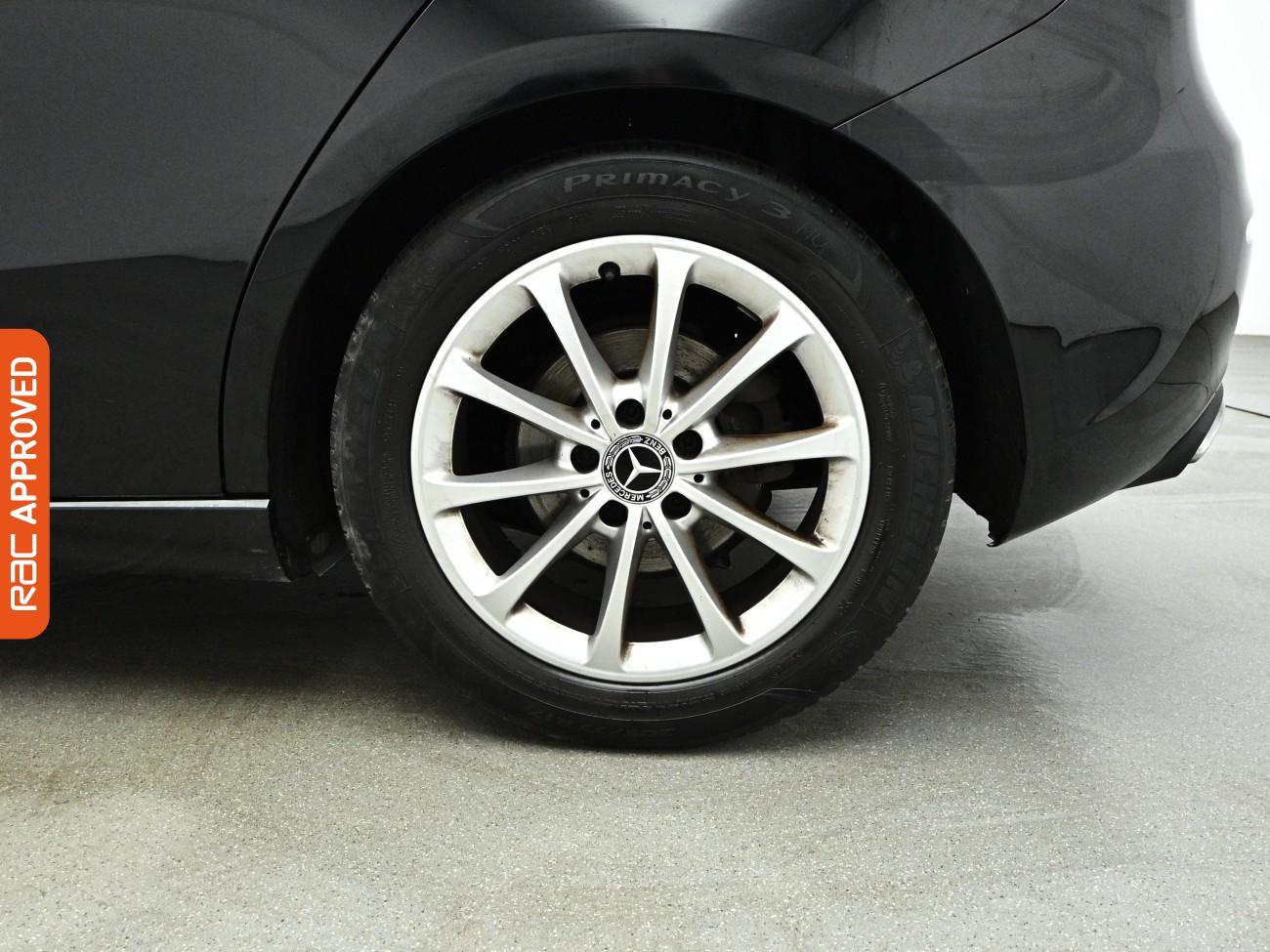 Mercedes-Benz A-Class view 26