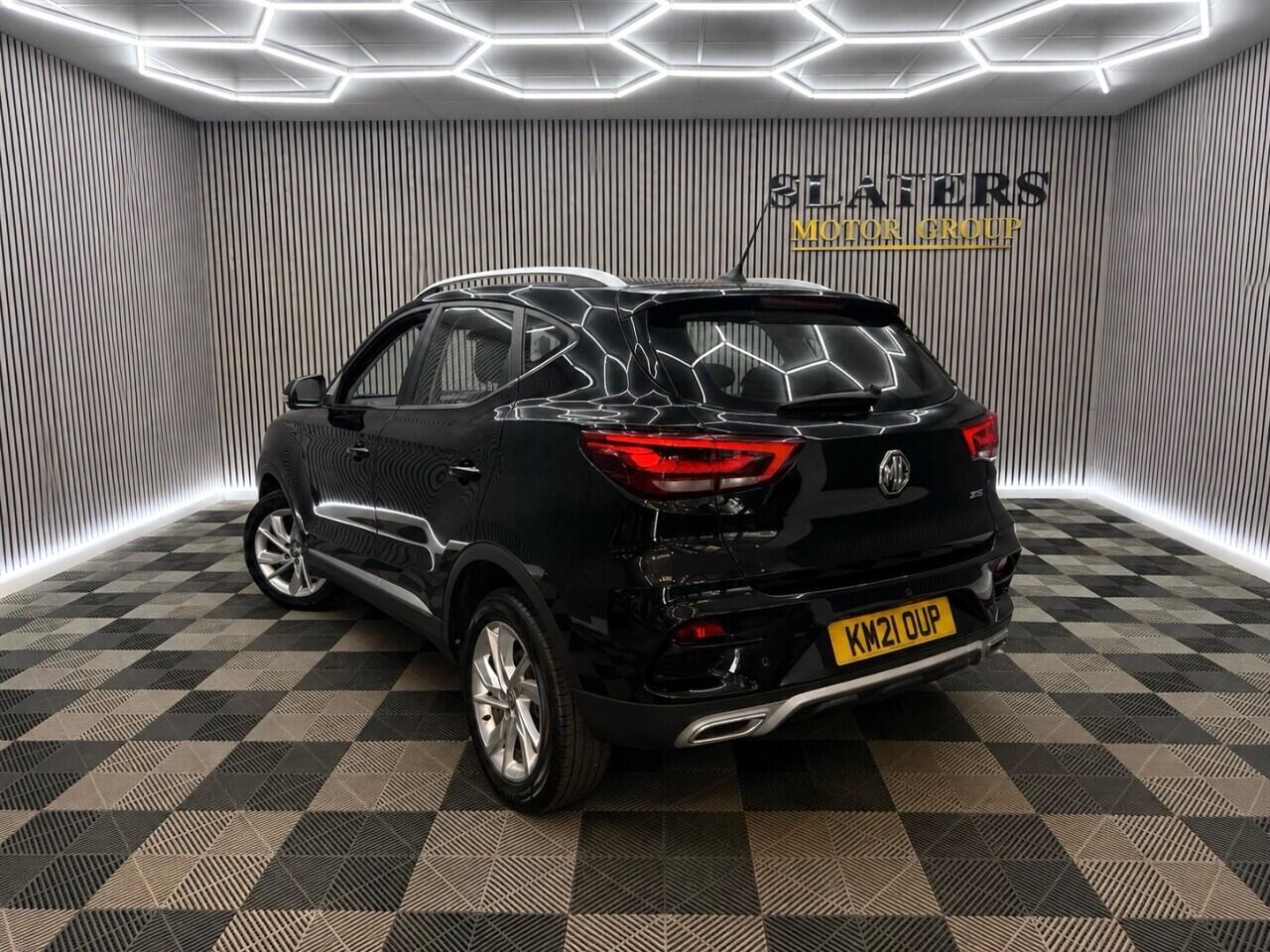 MG ZS view 32