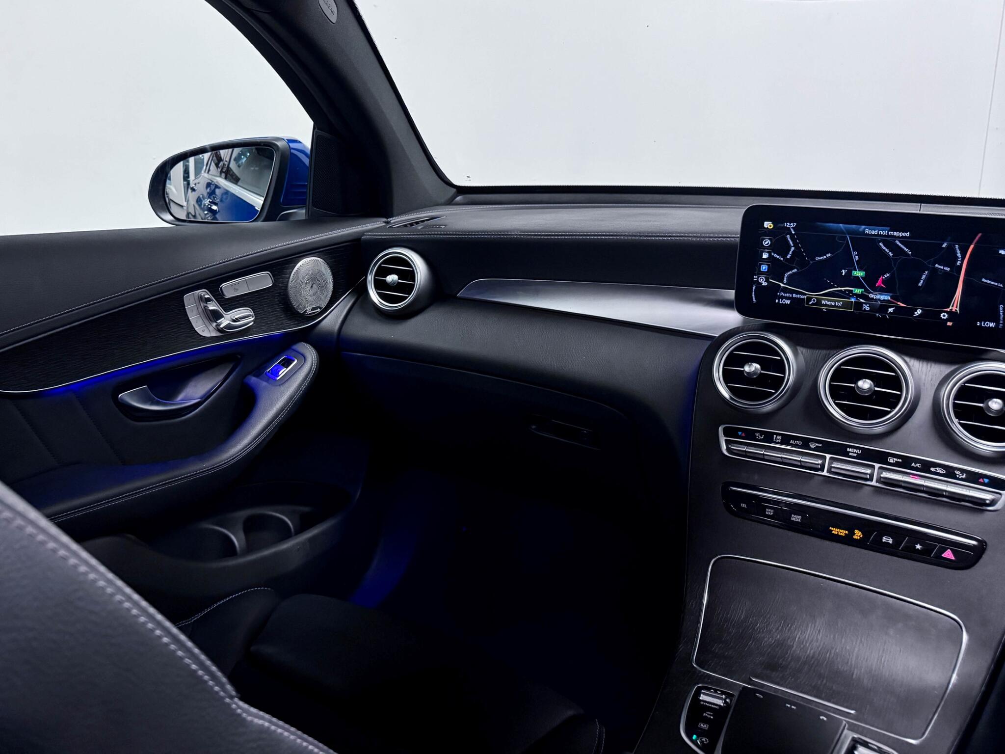 Mercedes-Benz GLC view 19