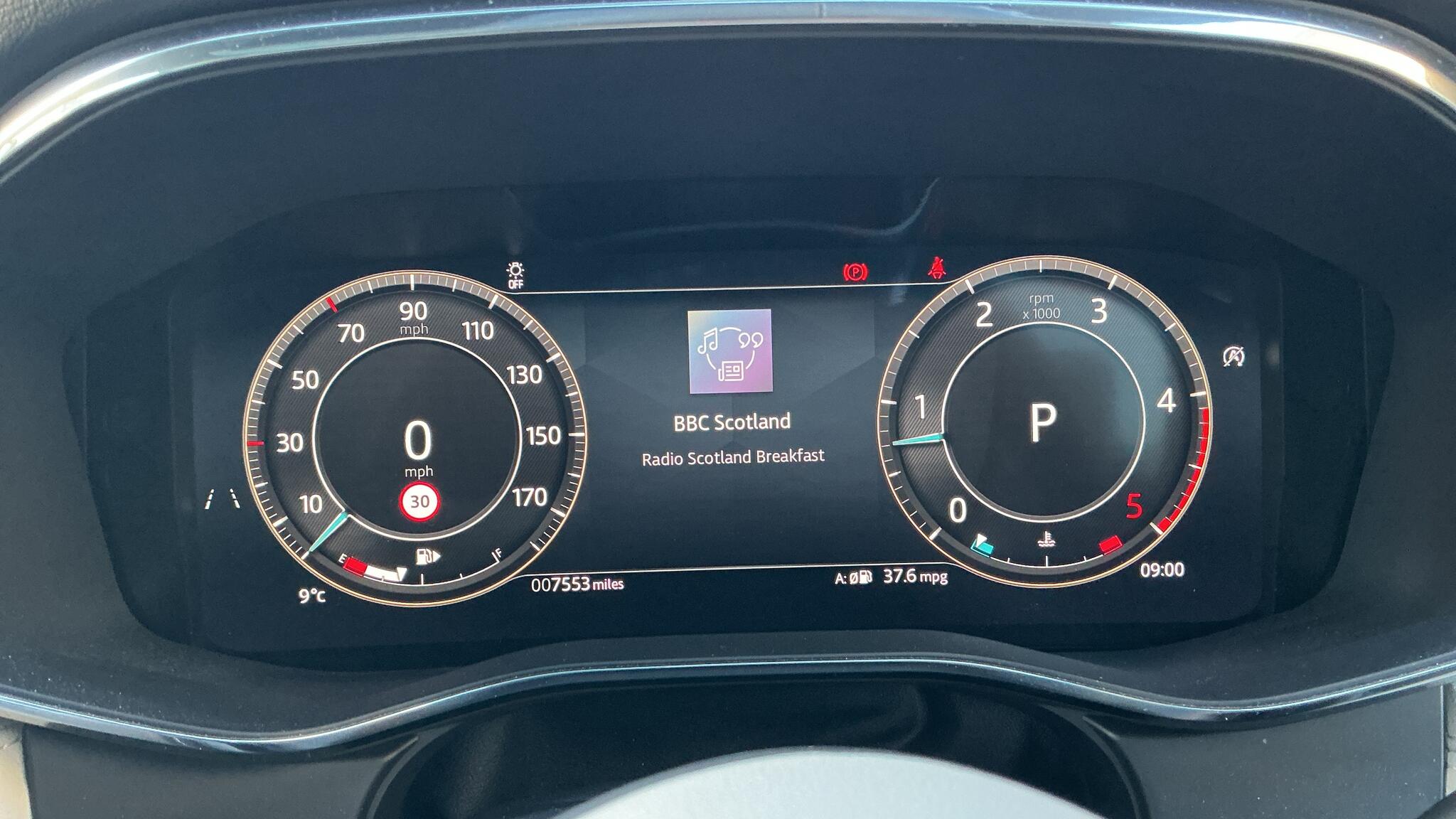 Jaguar F-Pace view 16