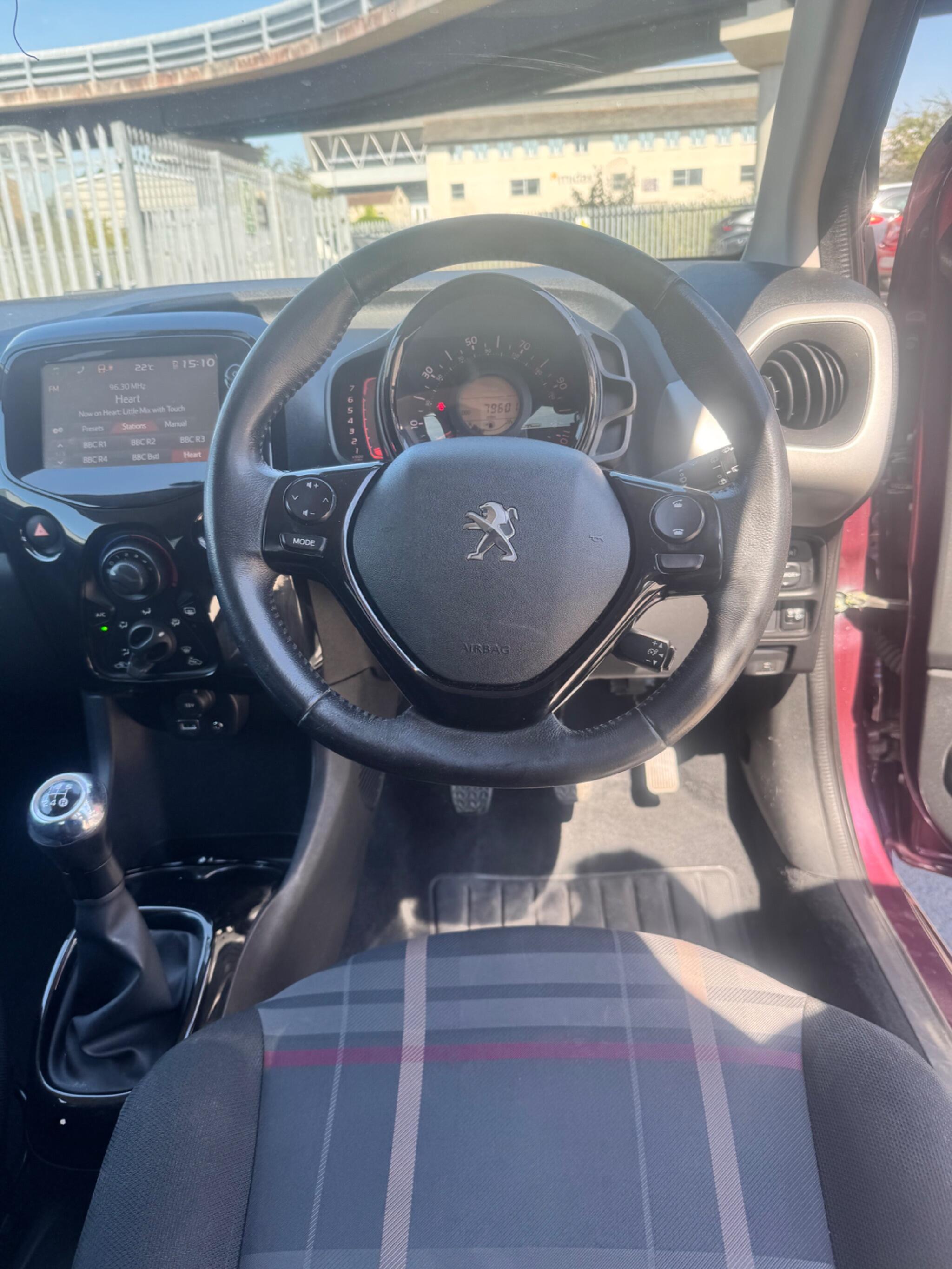 Peugeot 108 view 37