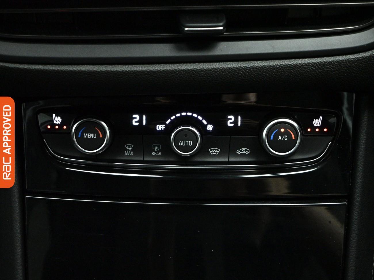 Vauxhall Grandland view 18