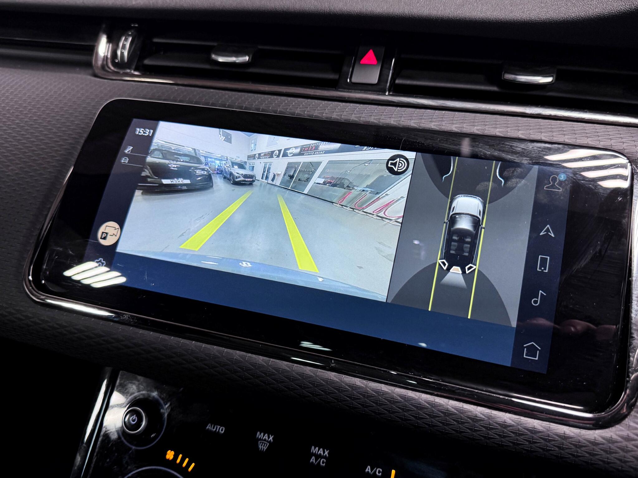 Land Rover Range Rover Evoque view 33