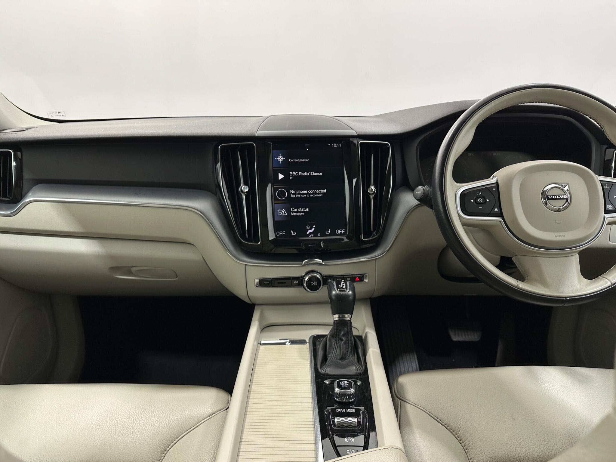 Volvo XC60 view 20