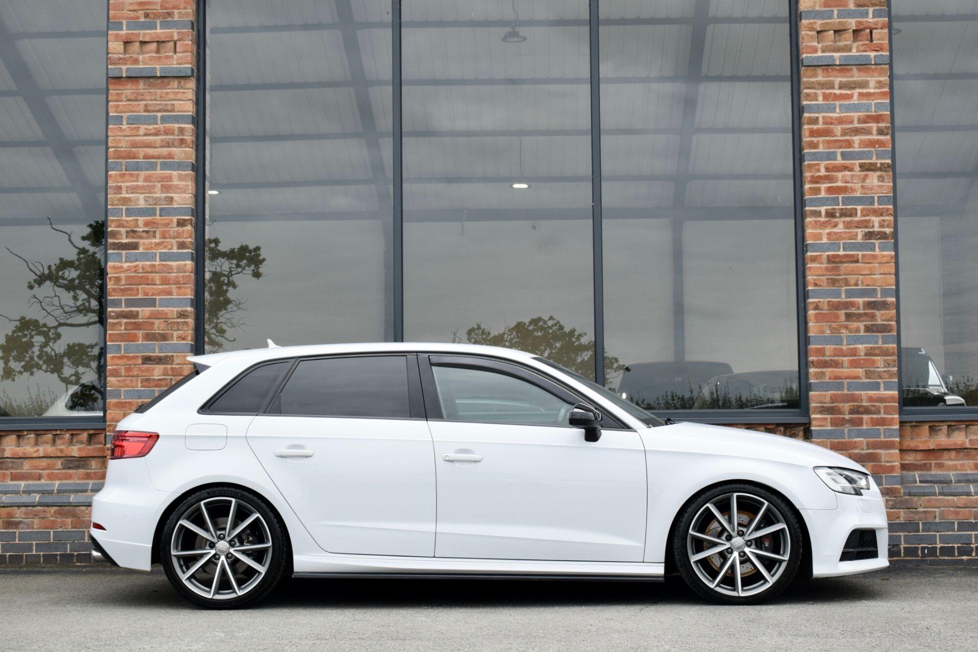 Audi S3 view 9