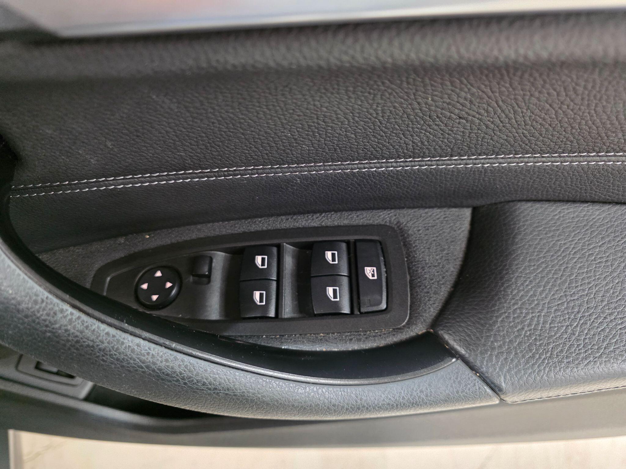 BMW X2 view 15