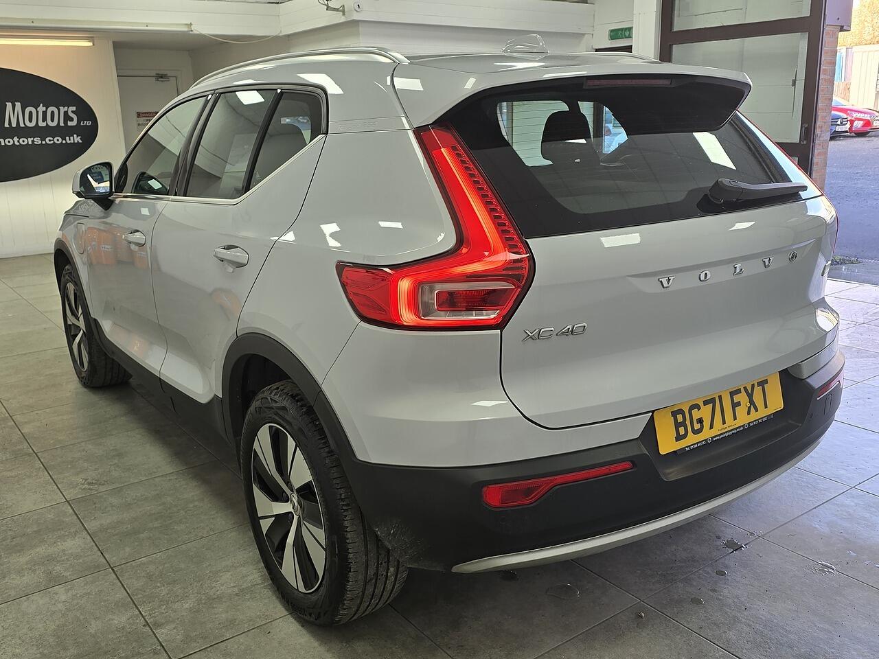 Volvo XC40 view 5