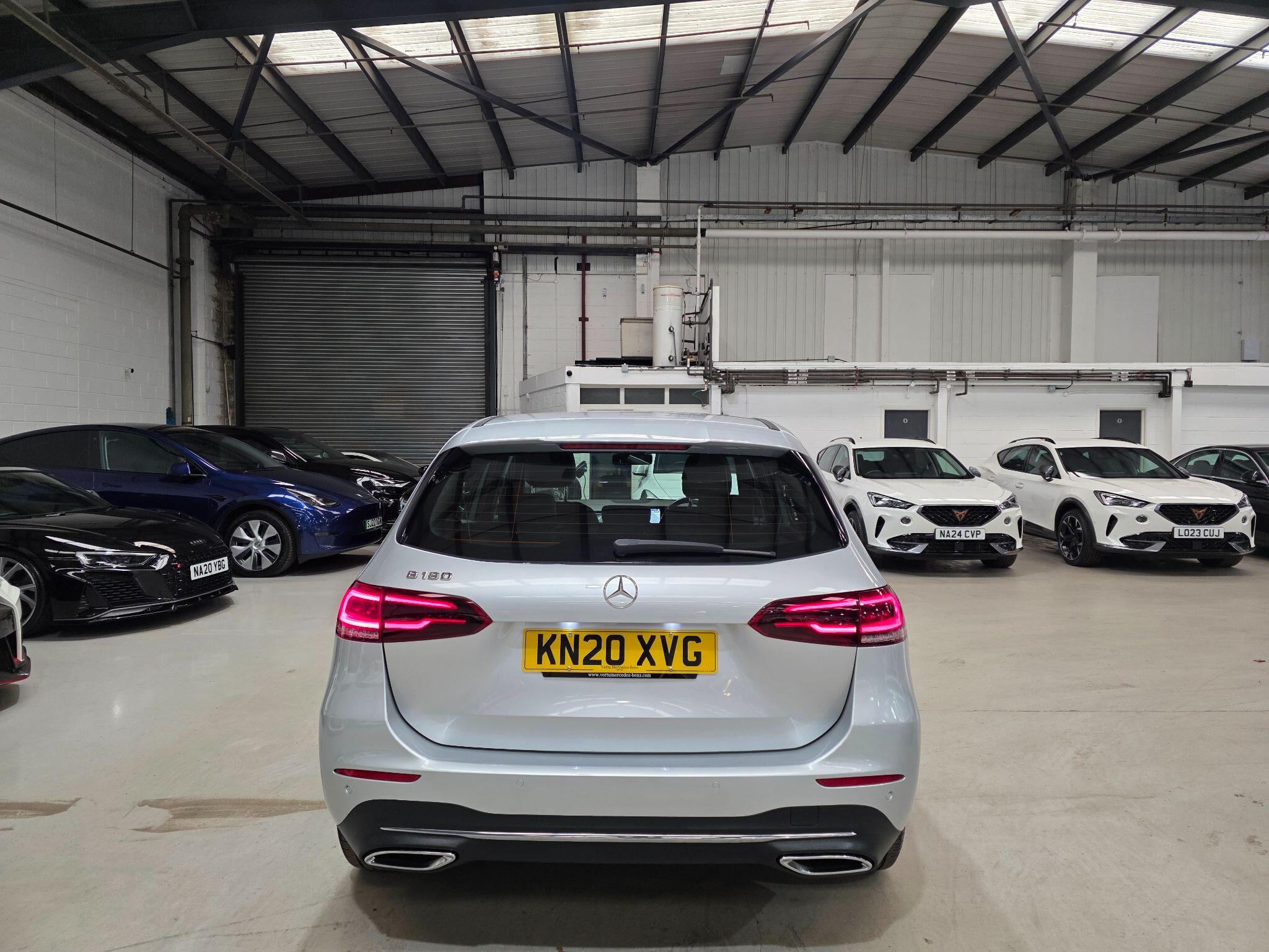 Mercedes-Benz B Class view 4