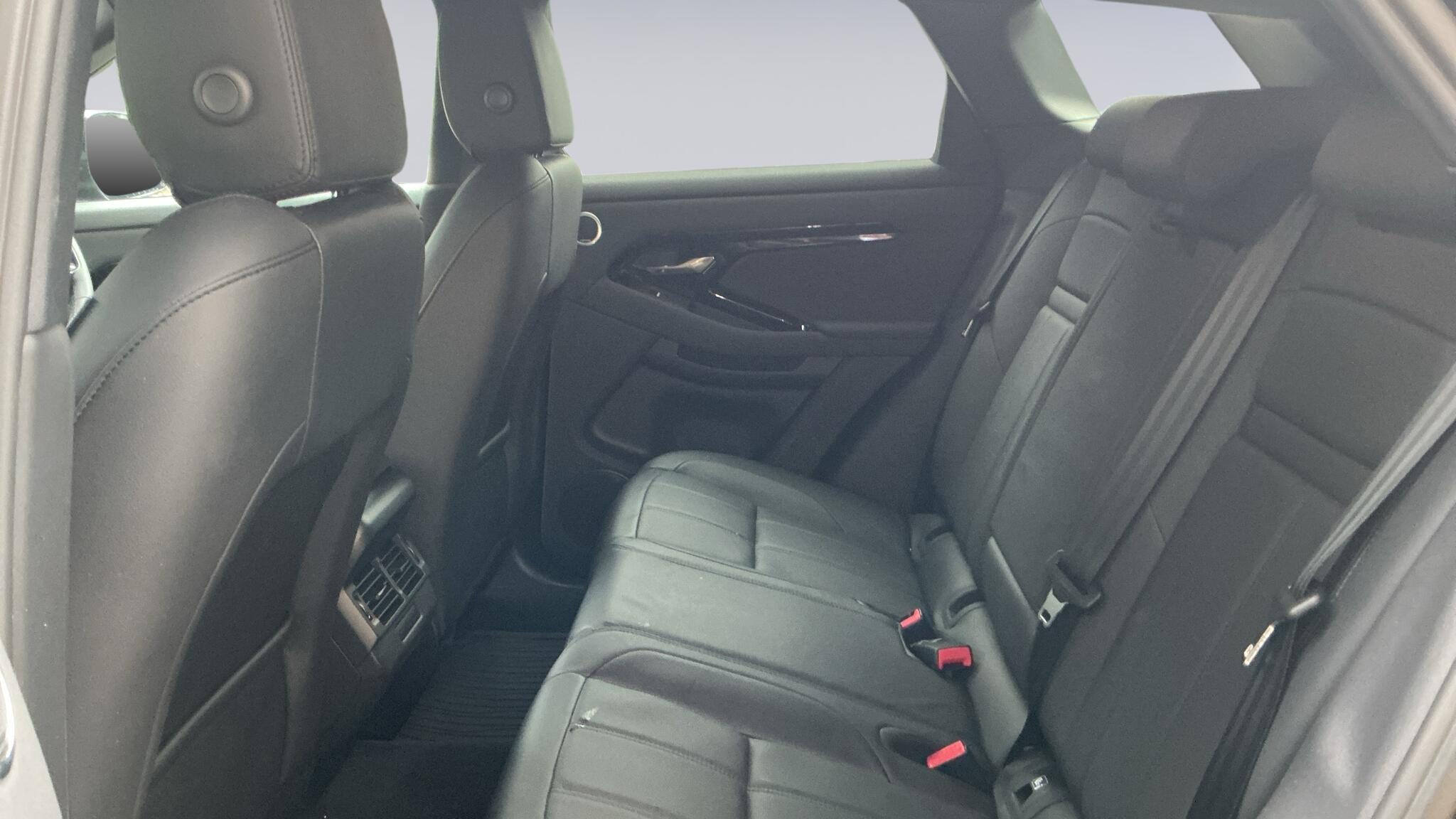 Land Rover Range Rover Evoque view 4