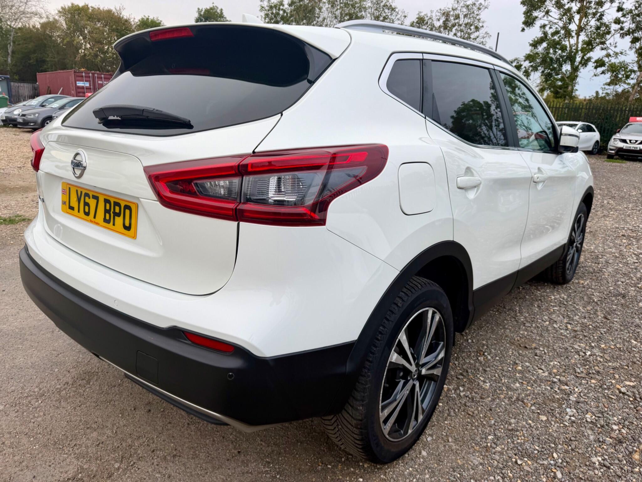 Nissan Qashqai view 16