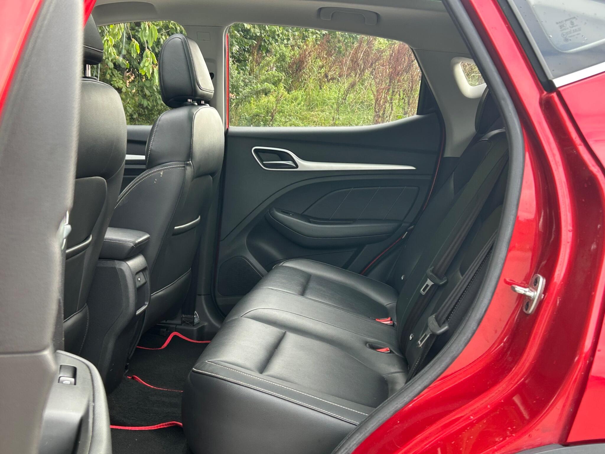MG ZS view 24