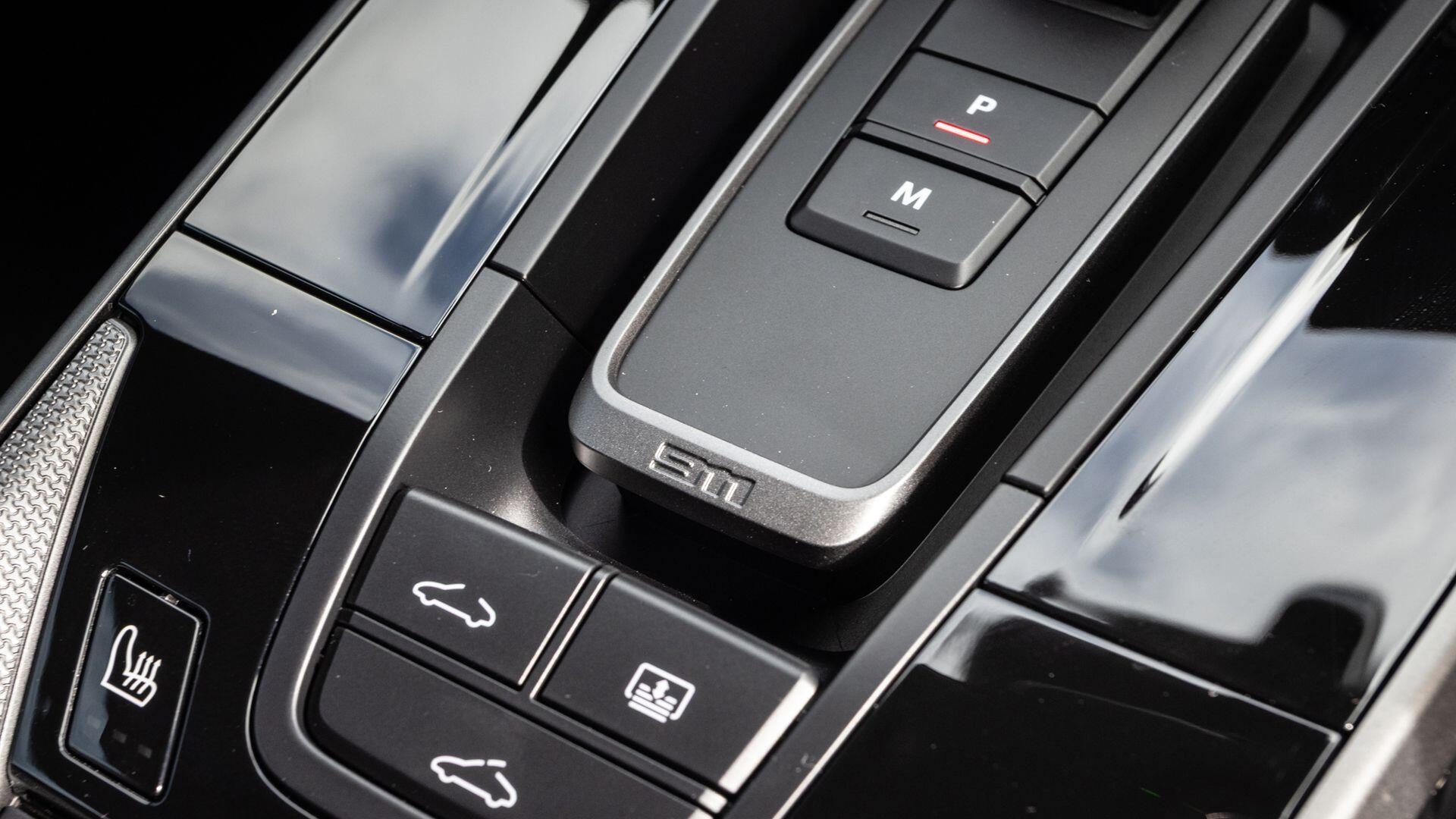 Porsche 911 view 14