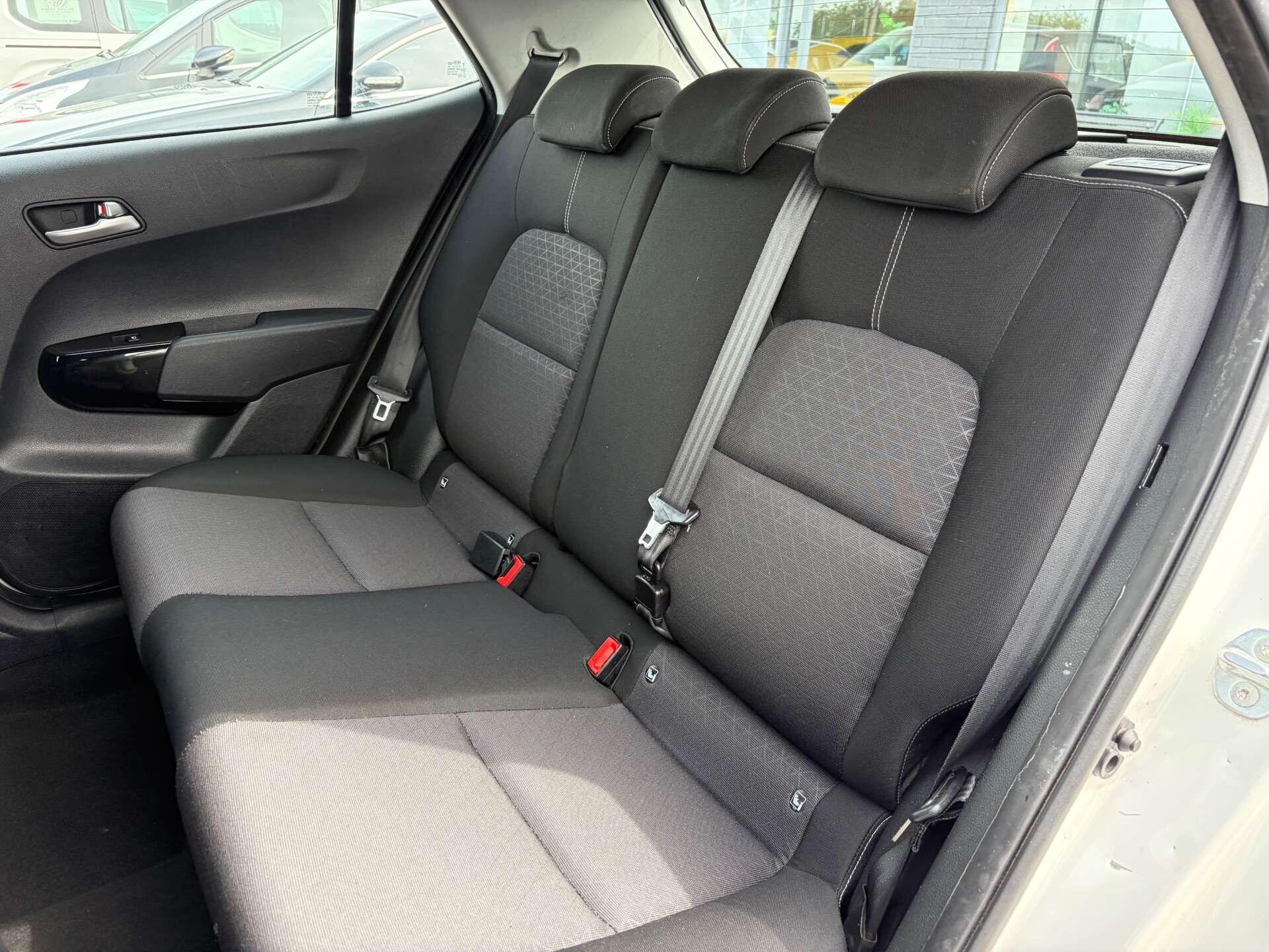 Kia Picanto view 23