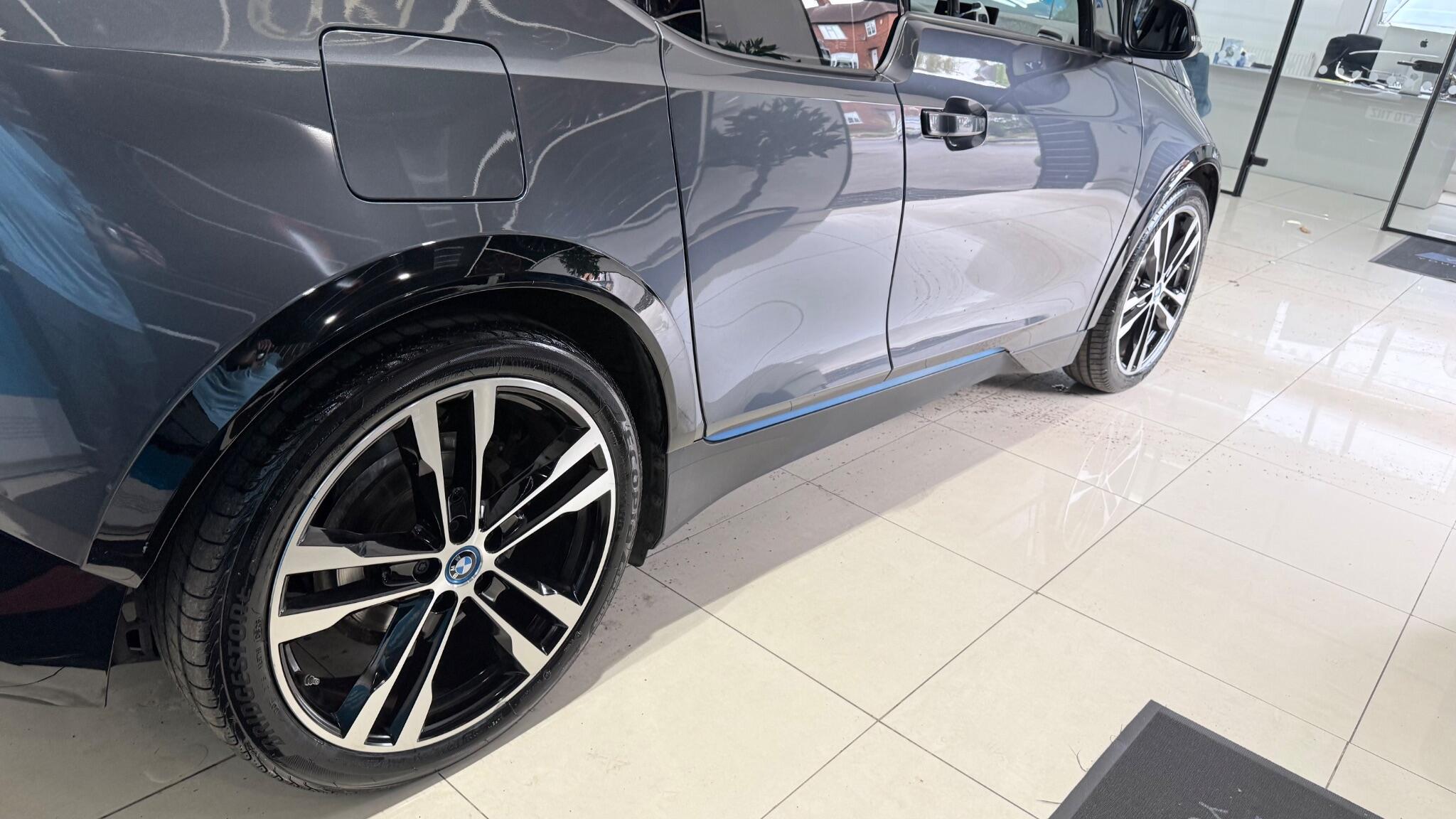 BMW I3 view 26