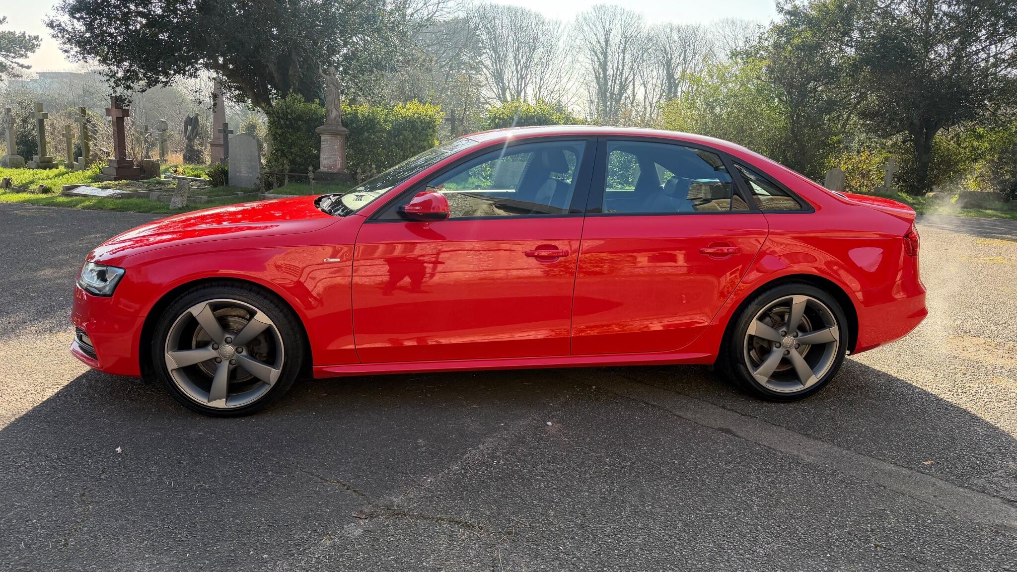 Audi A4 view 15