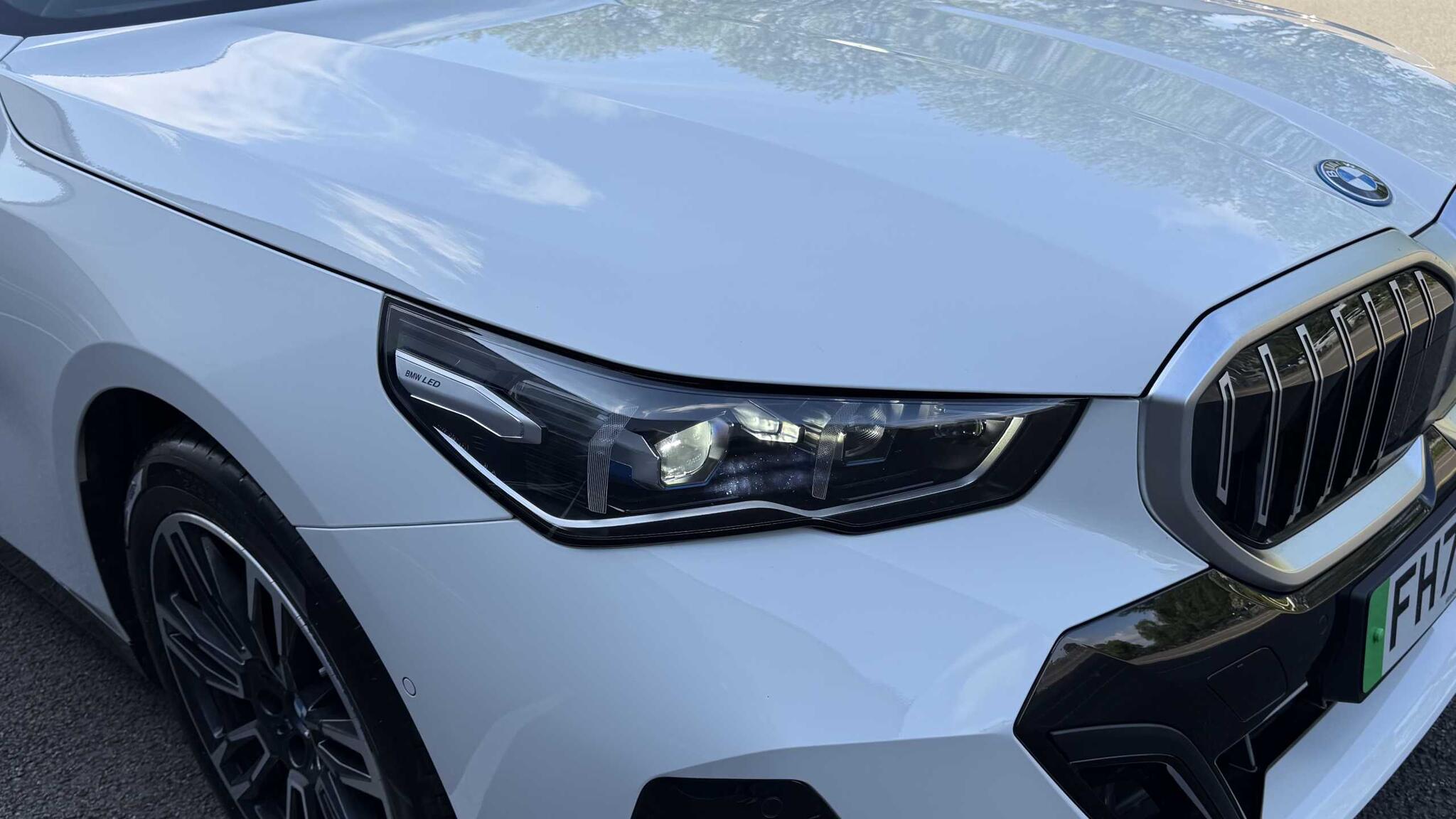 BMW i5 view 36