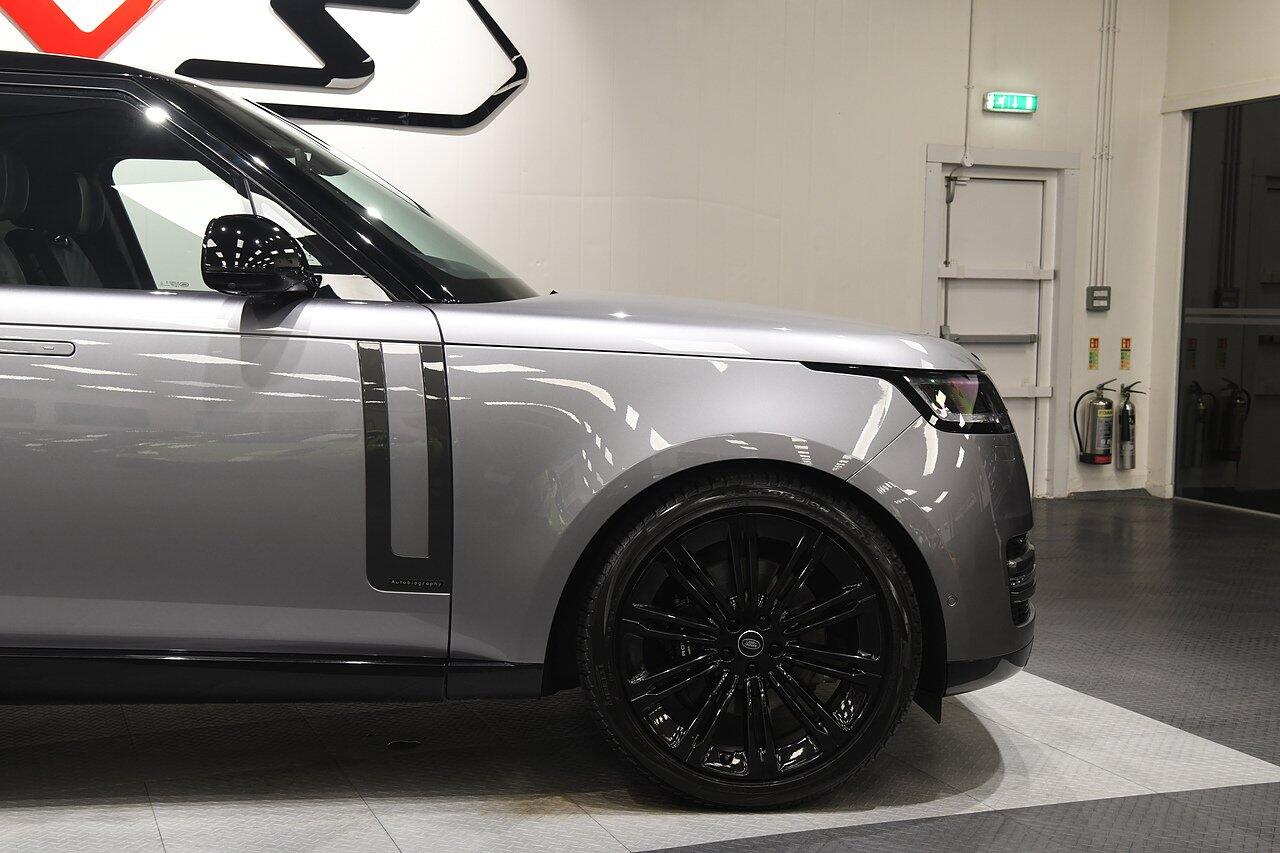 Land Rover Range Rover view 35