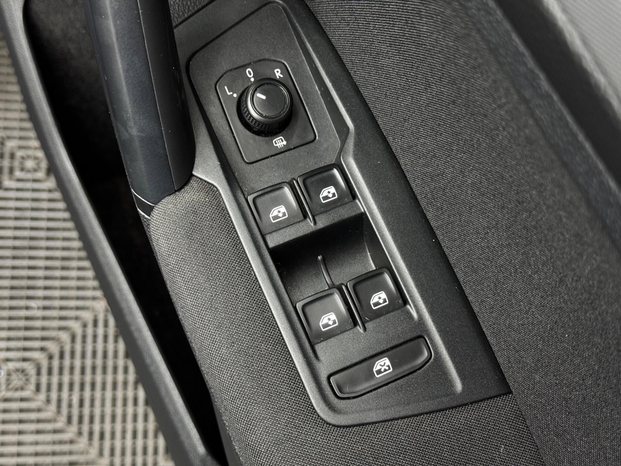 Volkswagen Tiguan view 39