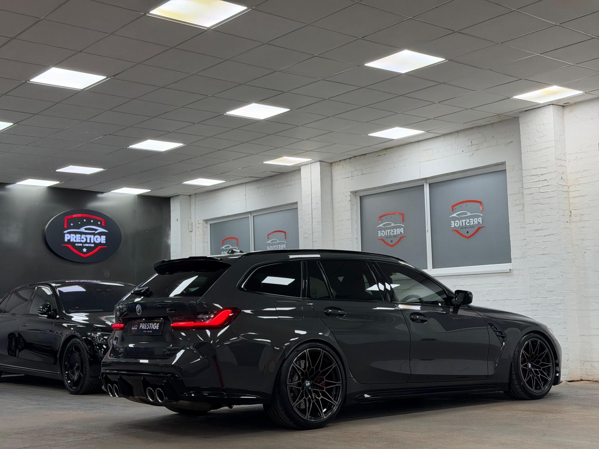 BMW M3 view 3