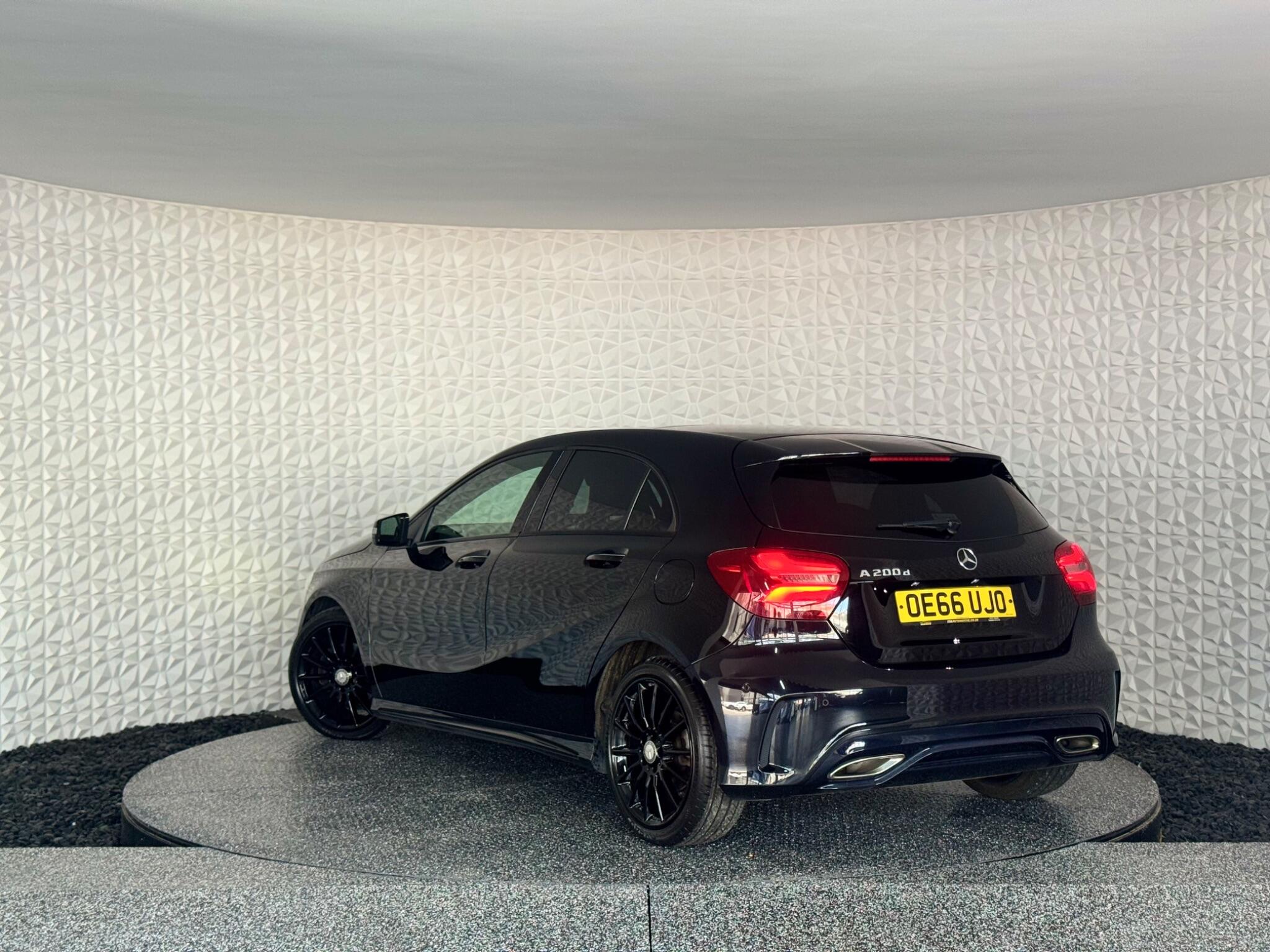 Mercedes-Benz A-Class view 3