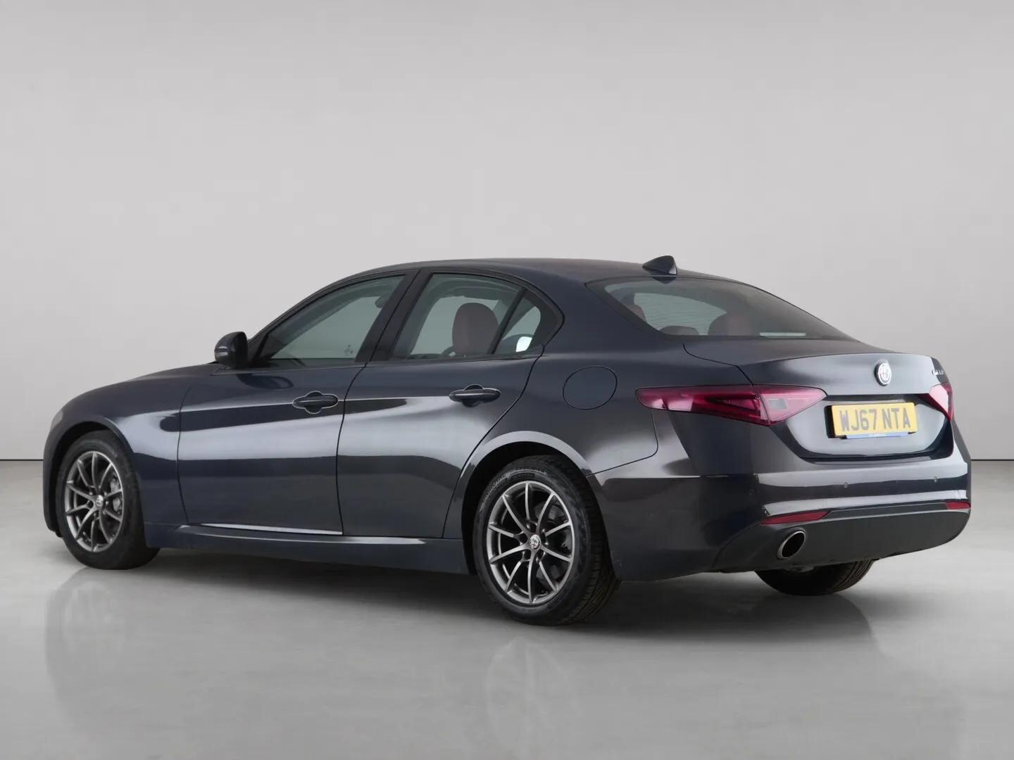 Alfa Romeo Giulia view 6