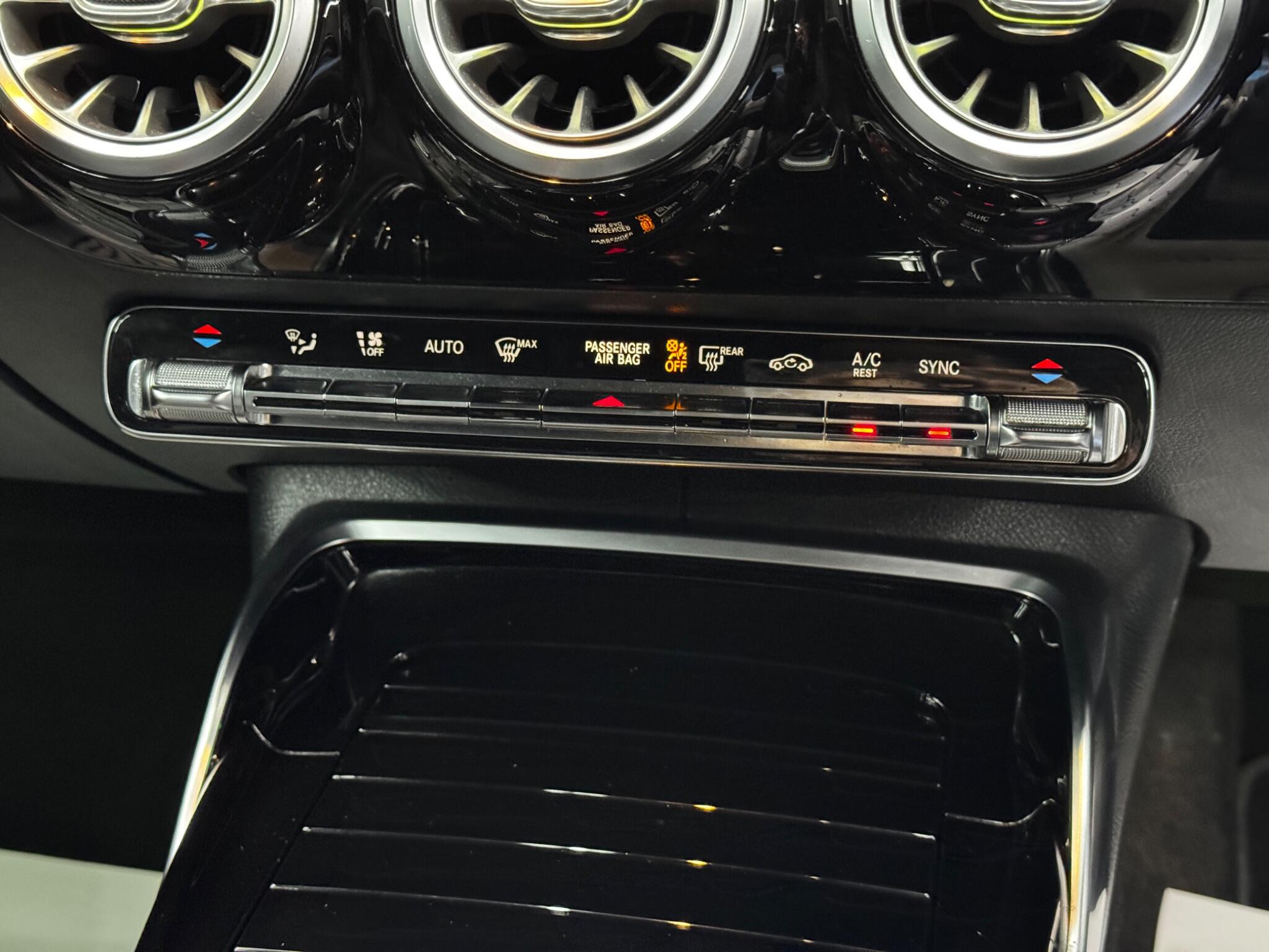 Mercedes-Benz A-Class view 29