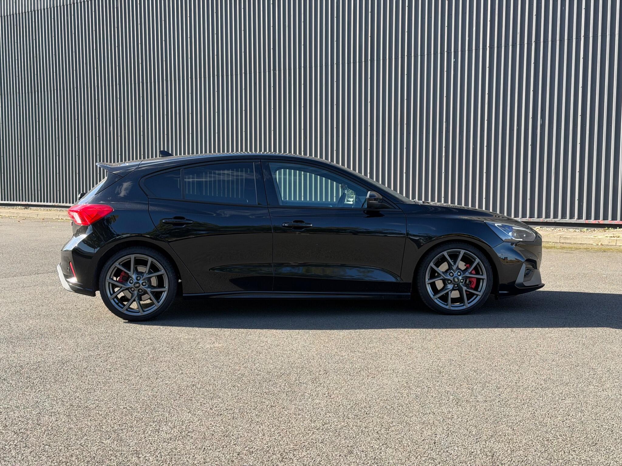 Ford Focus view 4