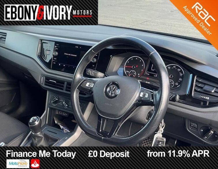 Volkswagen Polo view 2