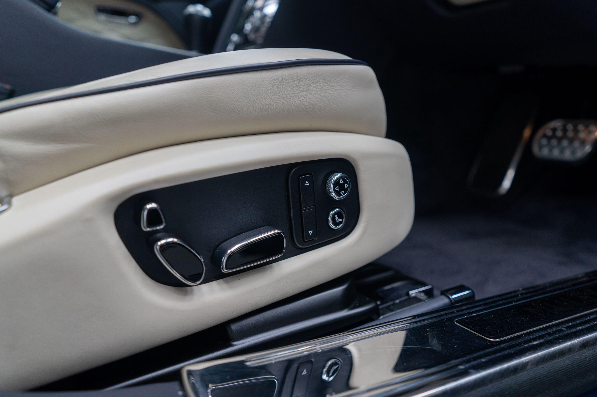 Bentley Mulsanne view 65