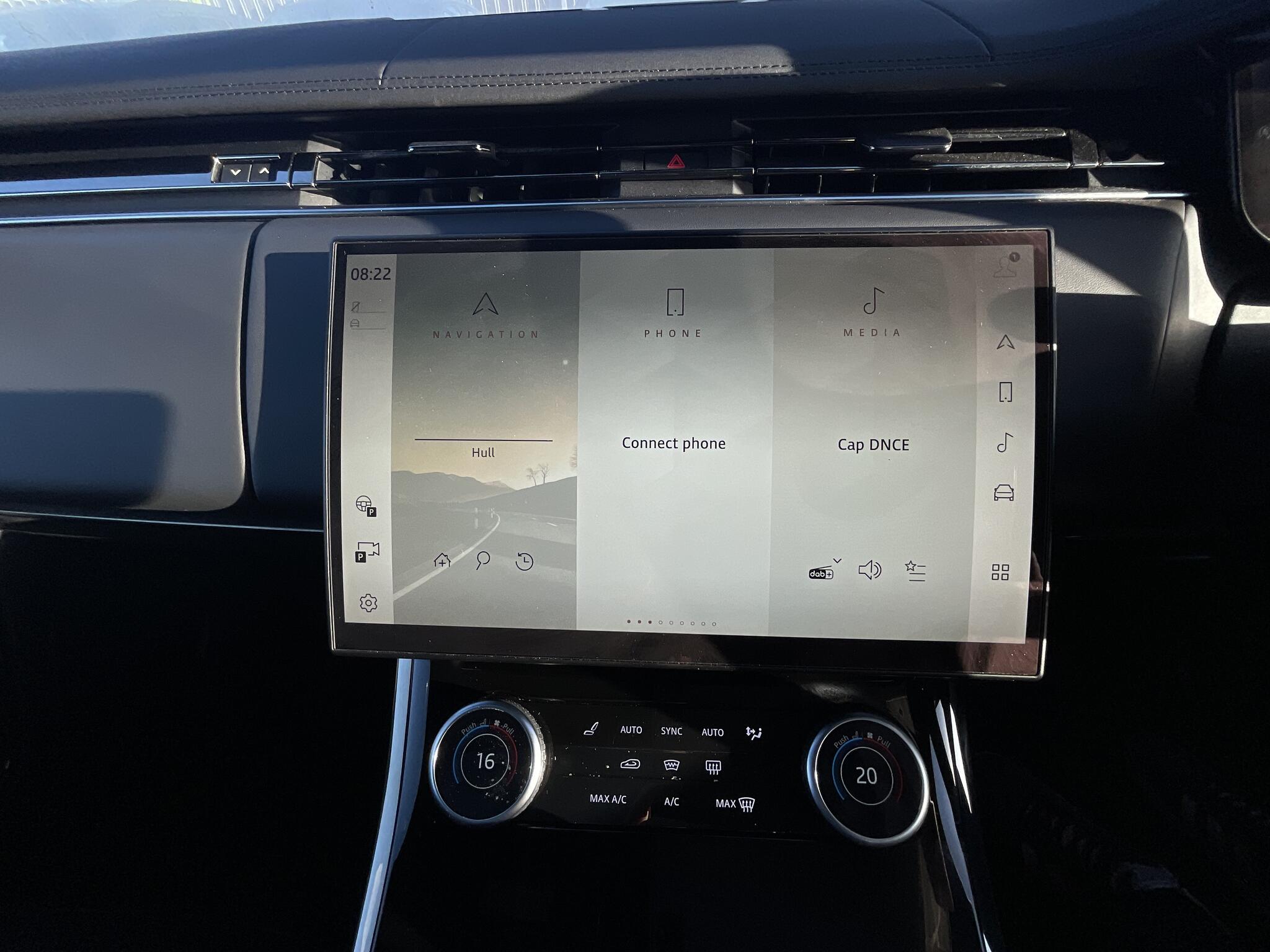 Land Rover Range Rover Sport view 23