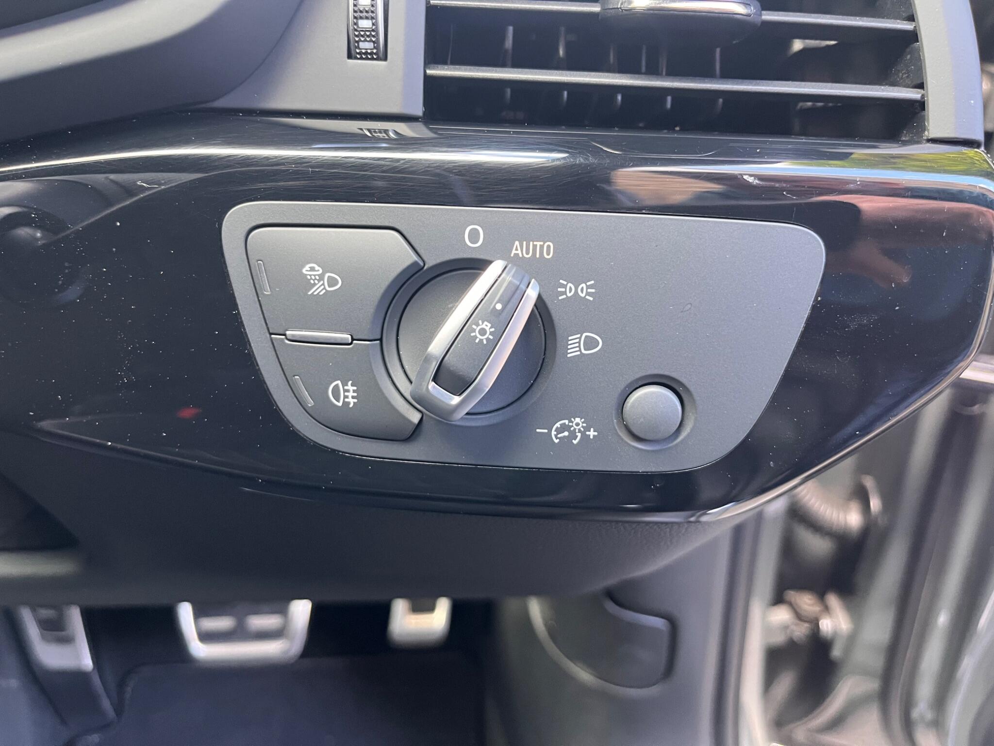 Audi S4 view 38