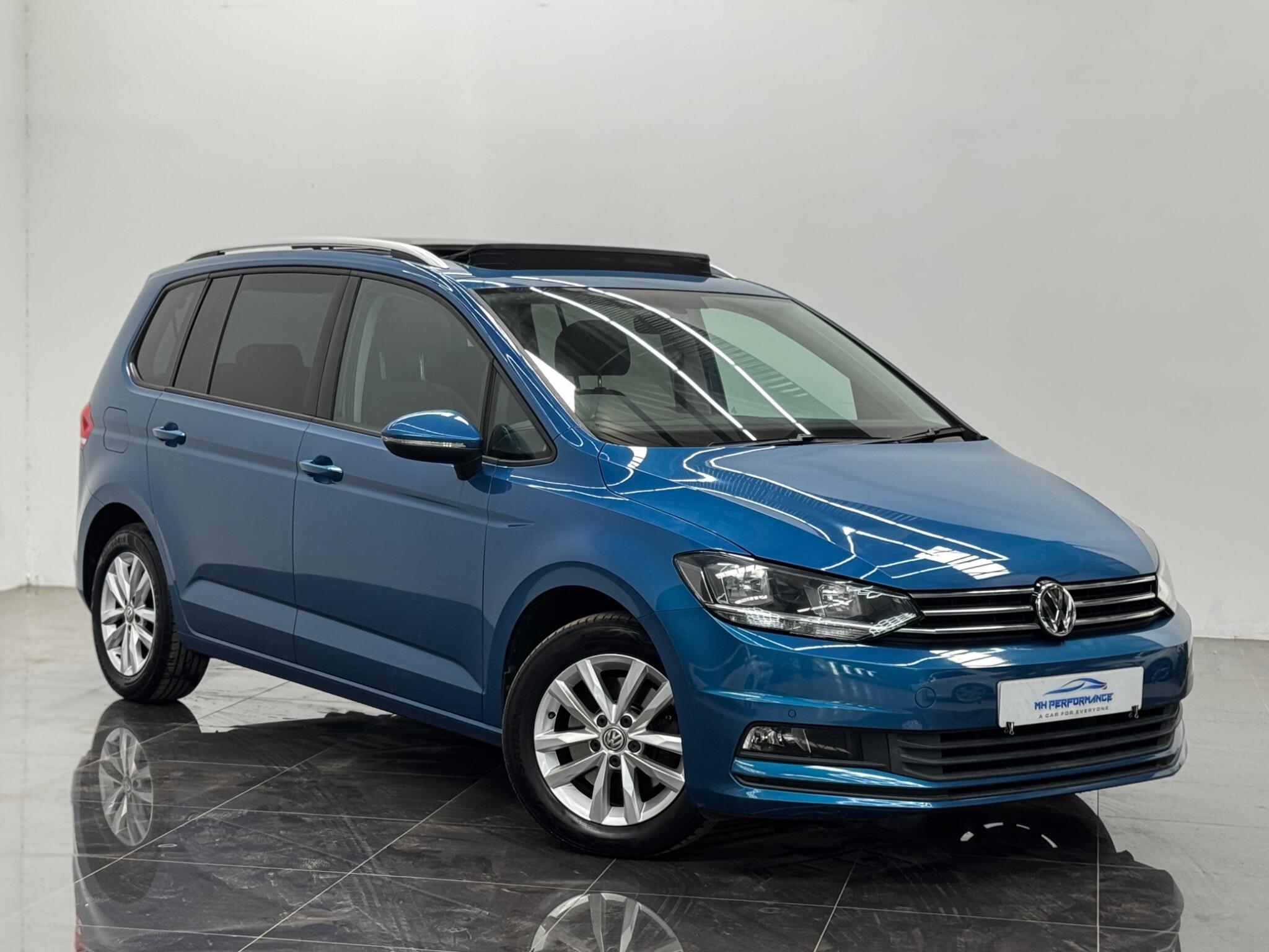 Volkswagen Touran view 49